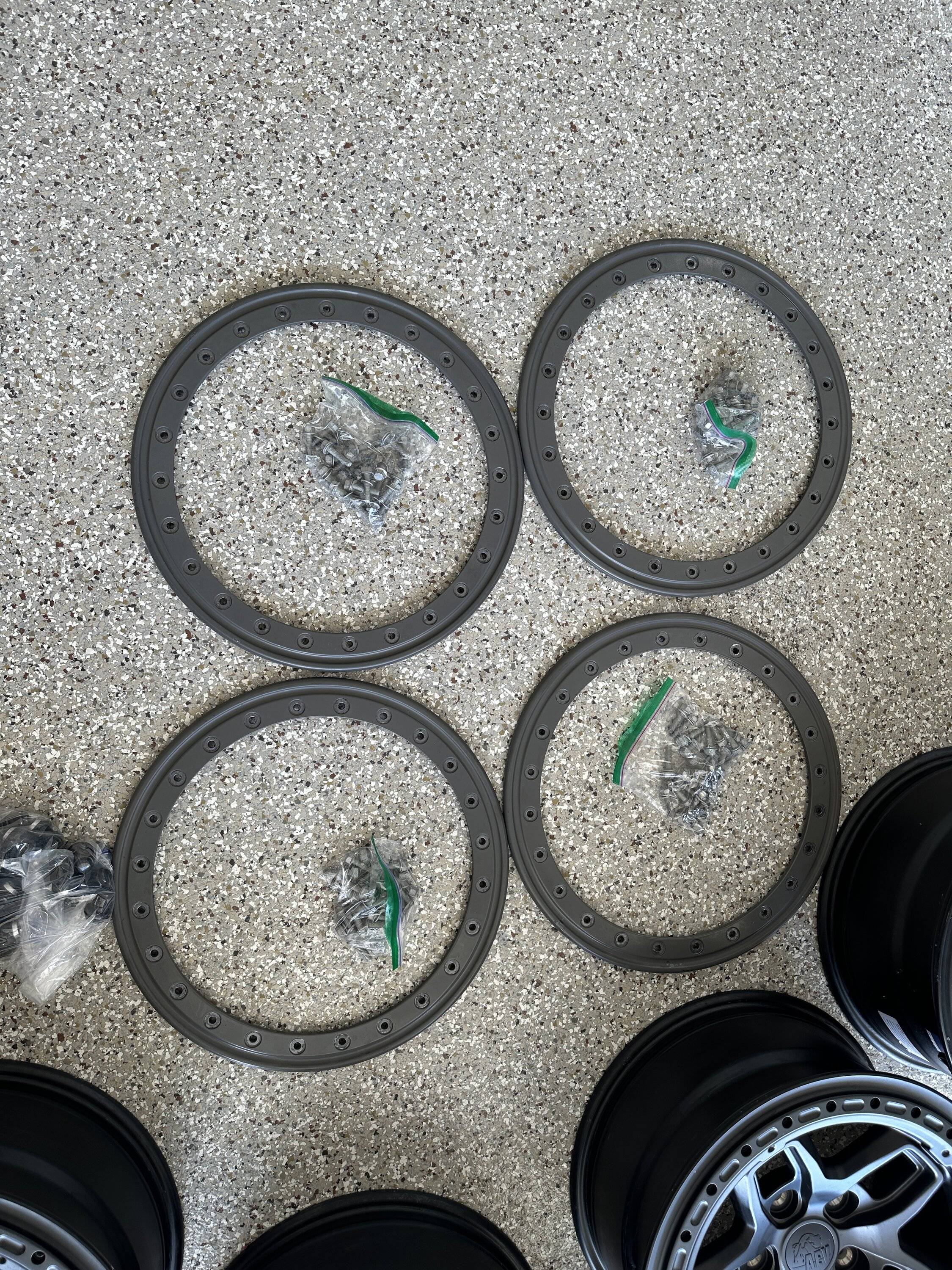 Jeep Gladiator AEV Borah Dualsport Wheels (5) + Rock Rash Rings & Hardware, Black Lug Nuts, TPMS - $1500 for all IMG-1358.JPG