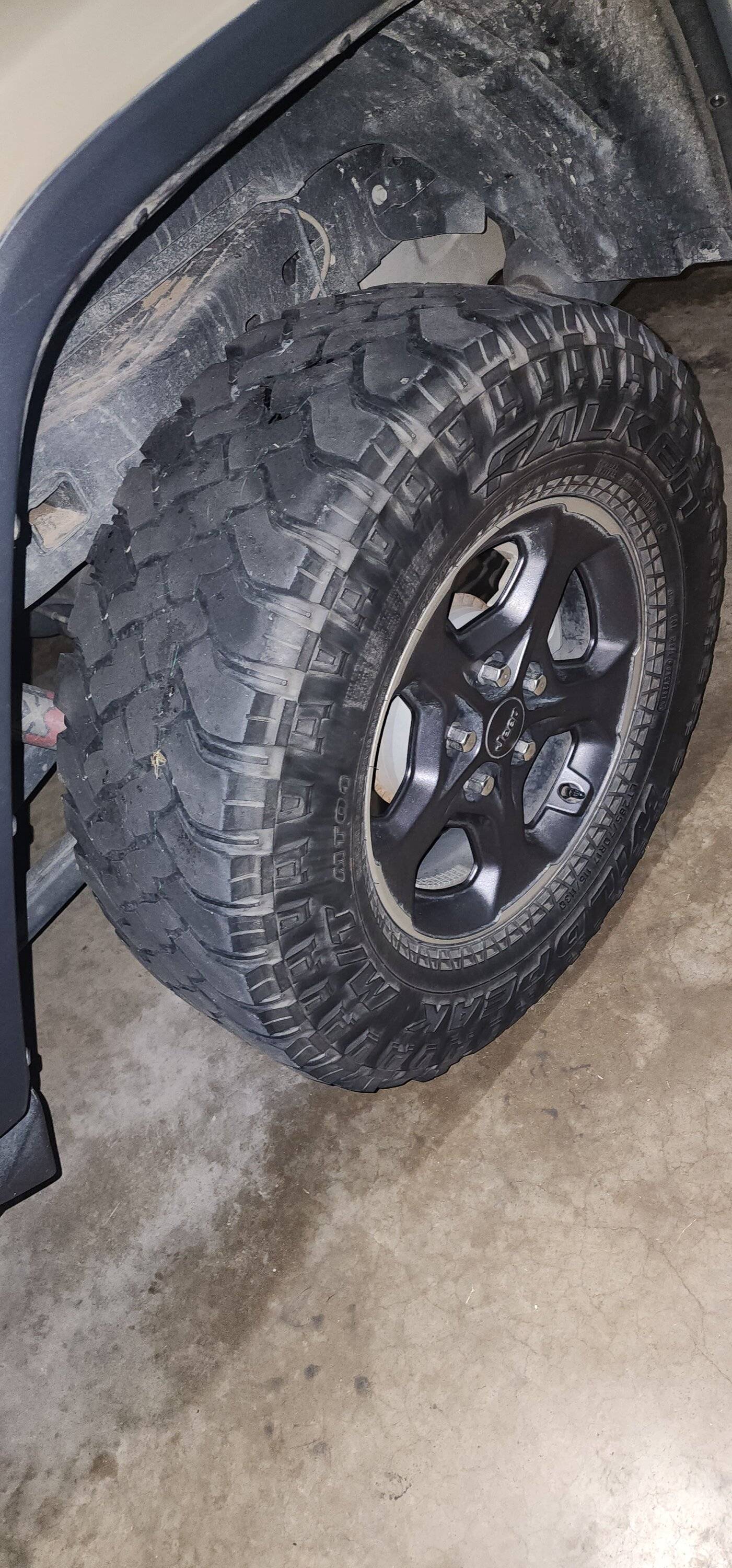 Jeep Gladiator WTT unused 33"Falcon WildPeak MT spare for factoy Gladiator Rubicon Wheel (17" x 7.5" Granite Crystal Alminum wheel) near Tulsa (want last photo) 20230523_205429