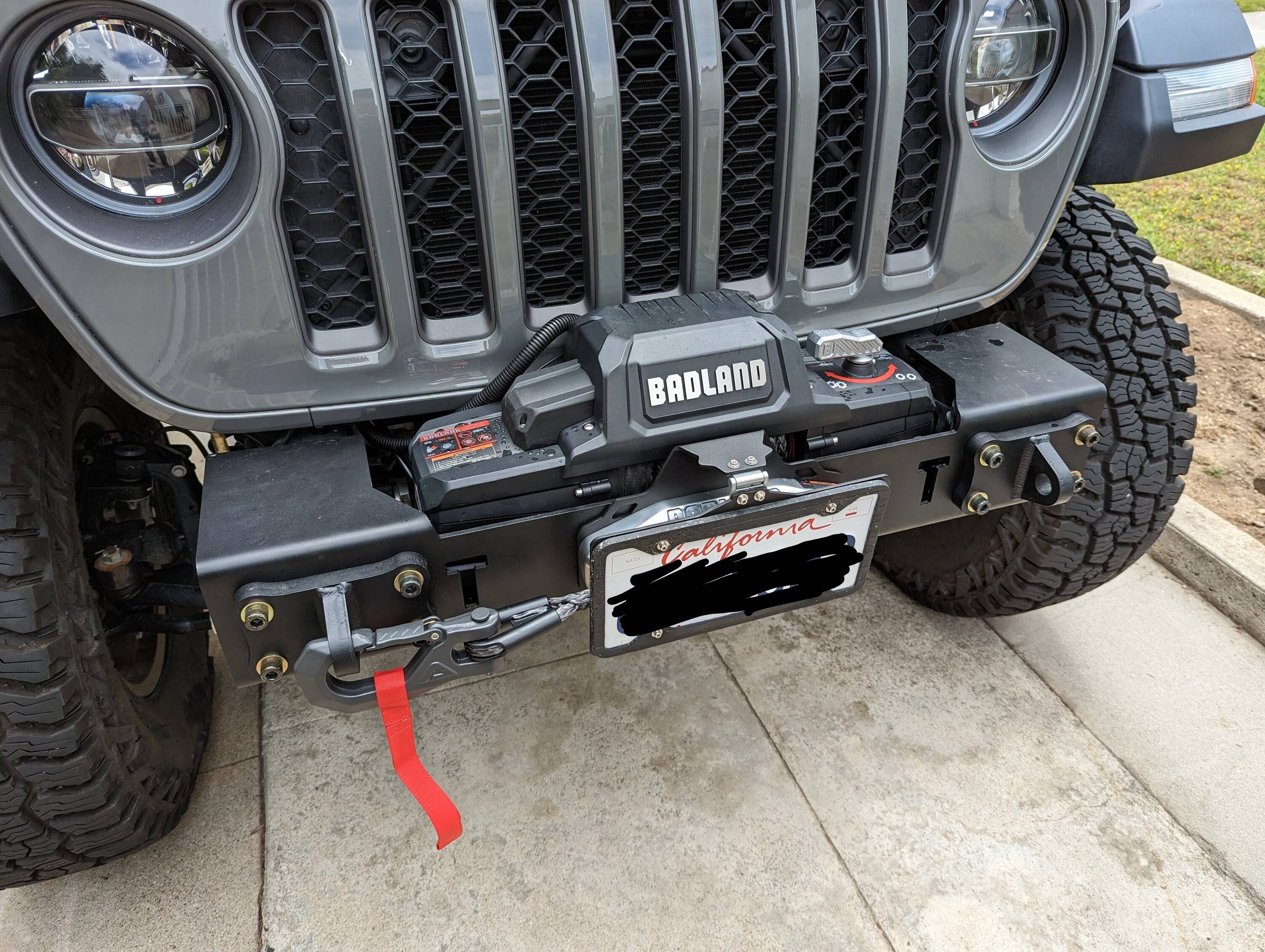 Jeep Gladiator Evo Mfg Quarter Pounder and Badlands Winch PXL_20230524_191022750~2