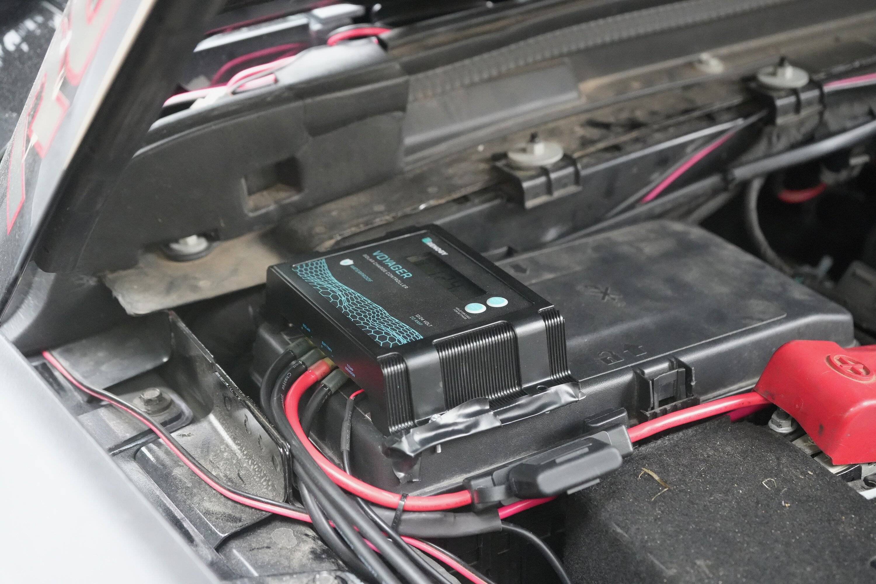 Jeep Gladiator Solar panels DSC01179