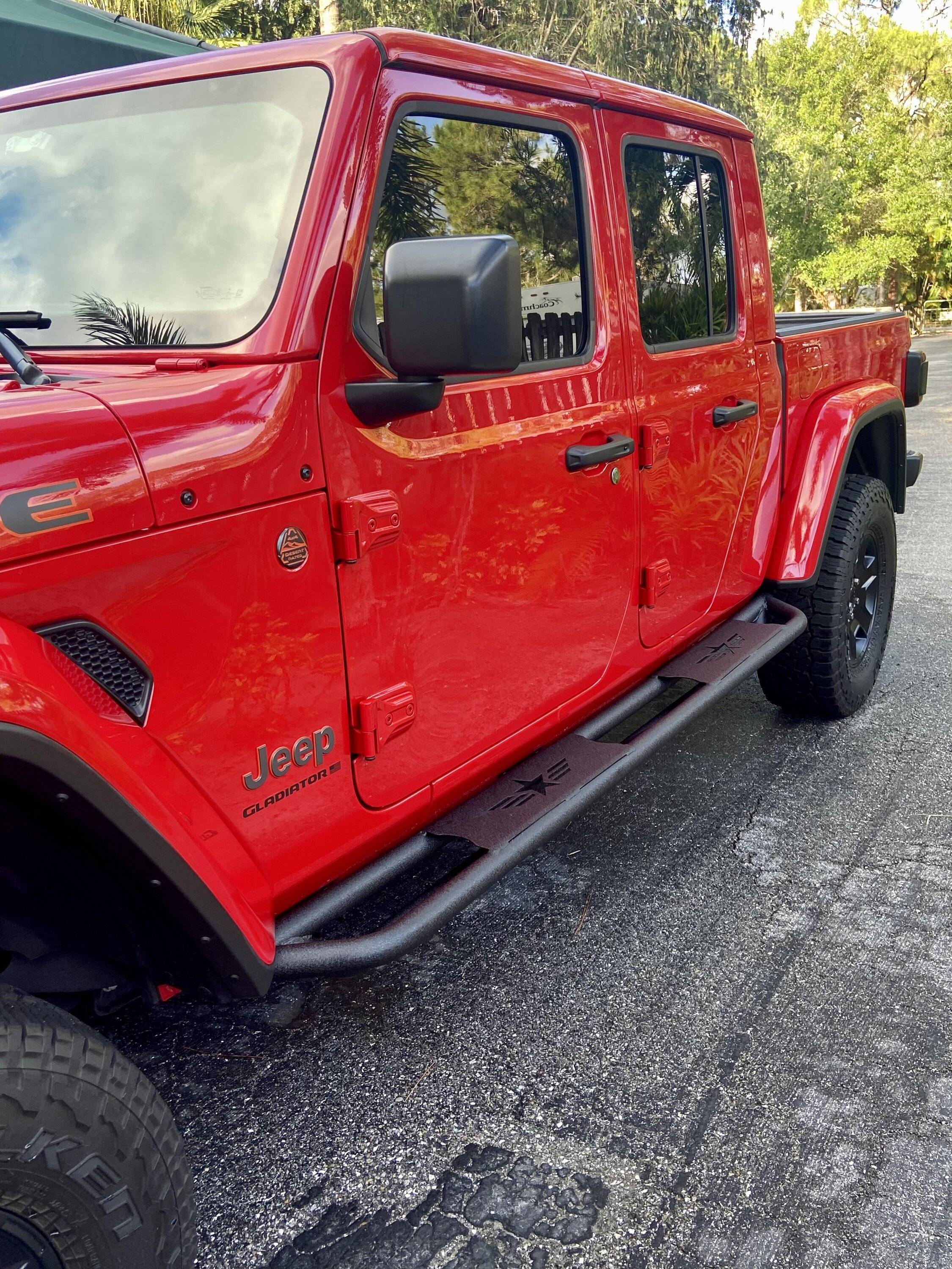Jeep Gladiator Side steps/rails etc.   what are you all runnin ? 15DA6BDD-D907-42B9-8DD2-16C74EF51DE4