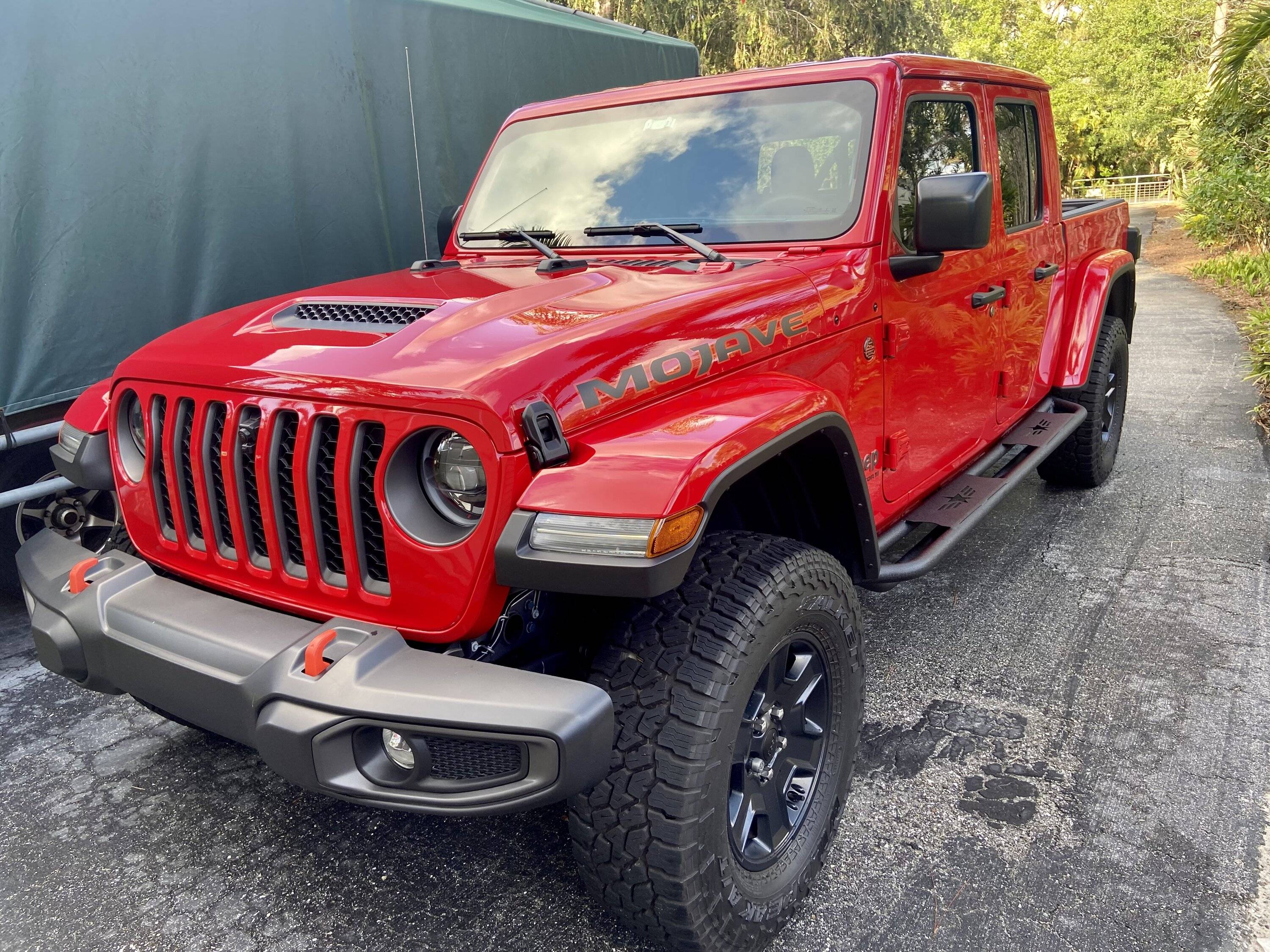 Jeep Gladiator Side steps/rails etc.   what are you all runnin ? 6307374D-8528-4389-8129-28F9FCB86A01