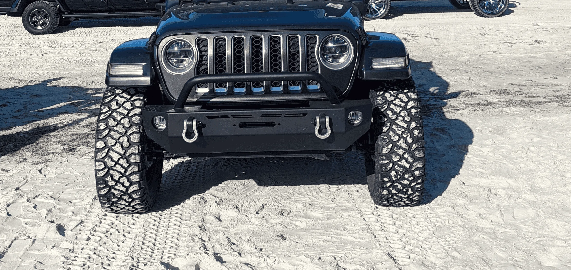 Jeep Gladiator Any Hybrid Tires decent in mud? 1685056262461