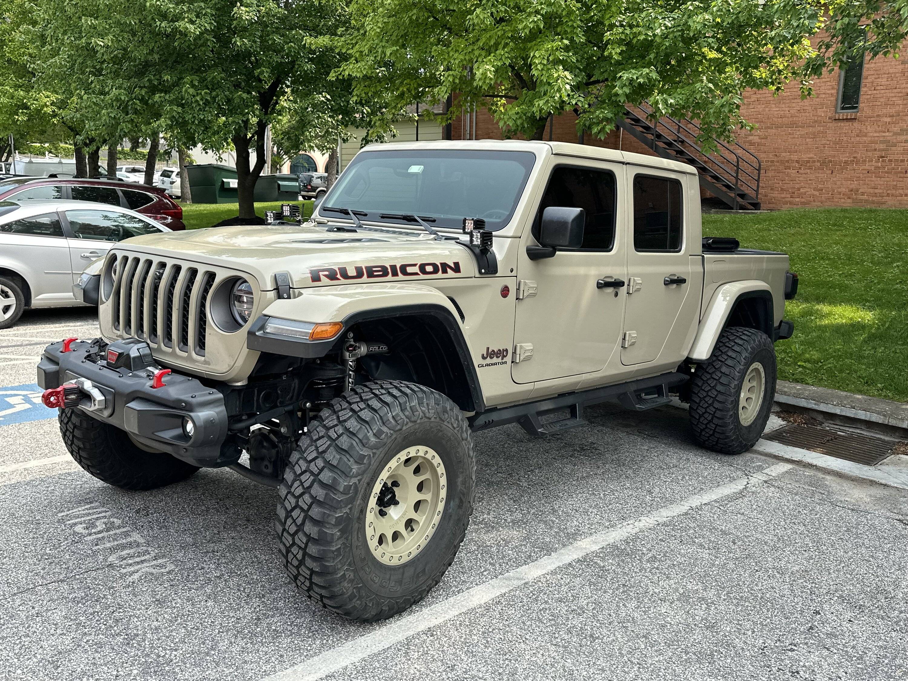 Jeep Gladiator GOBI Gladiator JT Club 70542470220__8F1E36C2-5DD6-445C-A39B-38EA0AAA7EF6