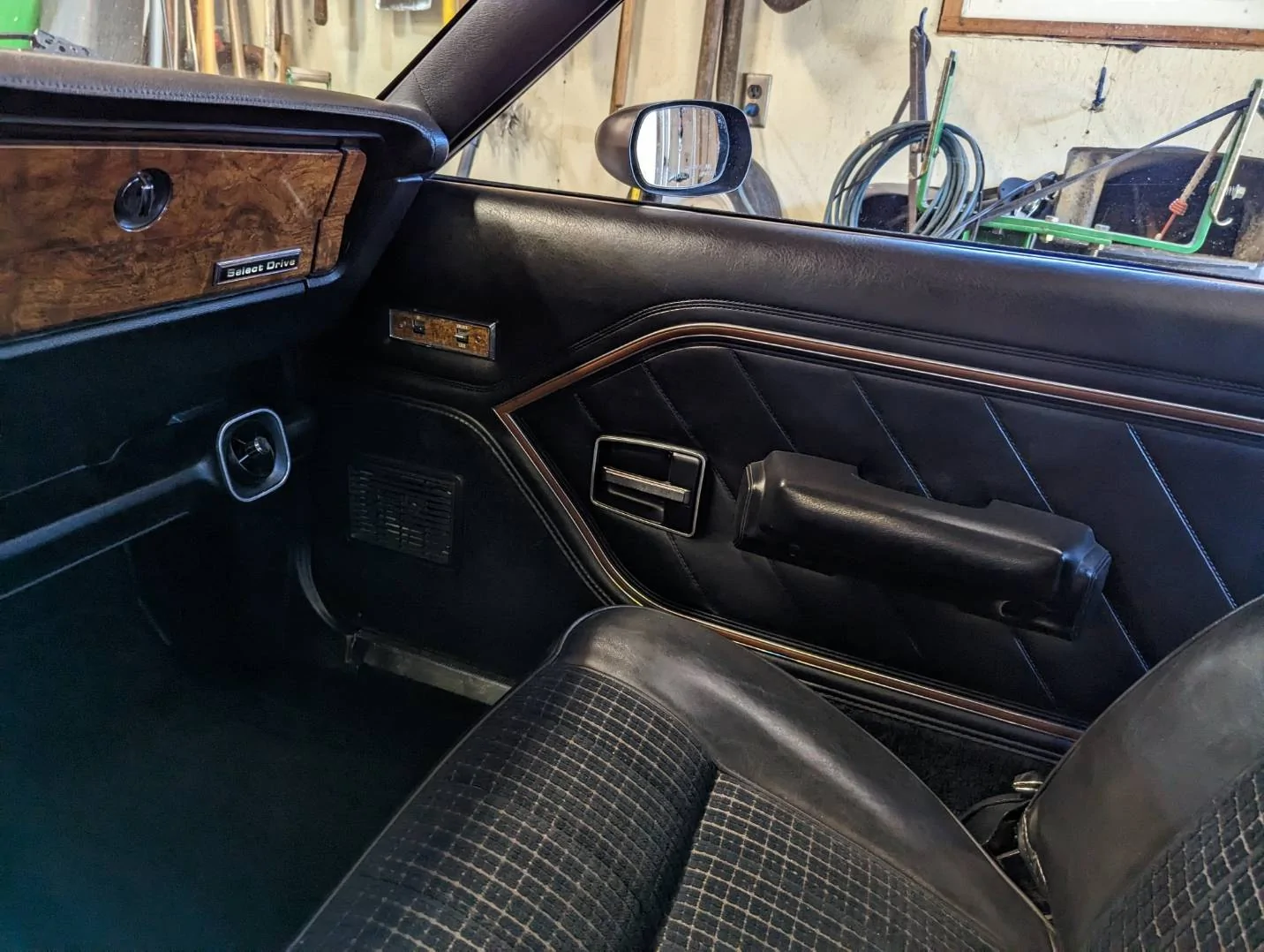 Jeep Gladiator First "breakdown" of the rare bird..... PXL_20230526_221915221.MP