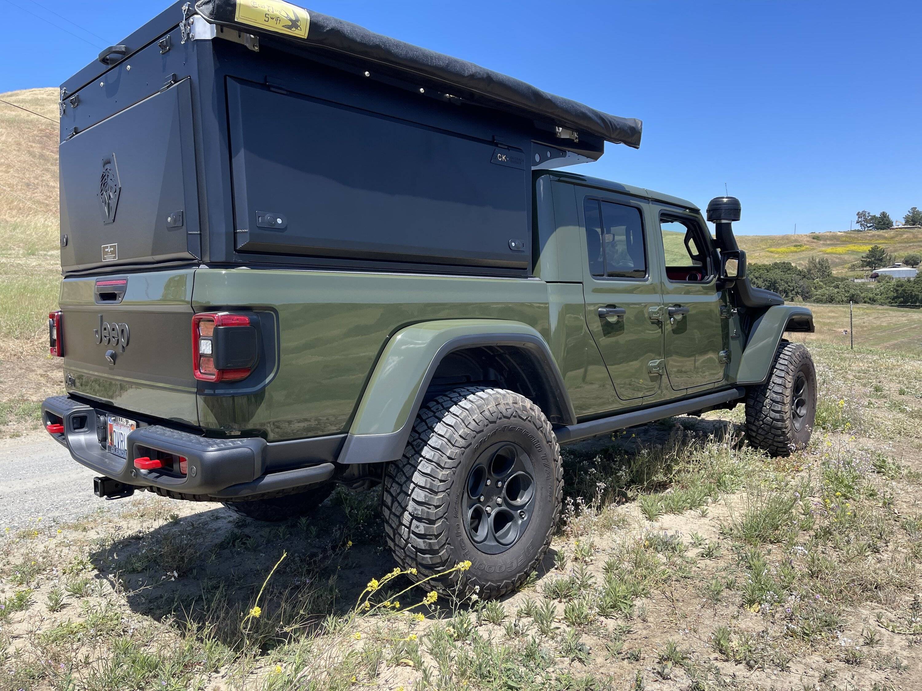 Jeep Gladiator AEV Gladiator Build - Camp King Outback Camper / DCS Battery / Merlin Solar Panel IMG_2313