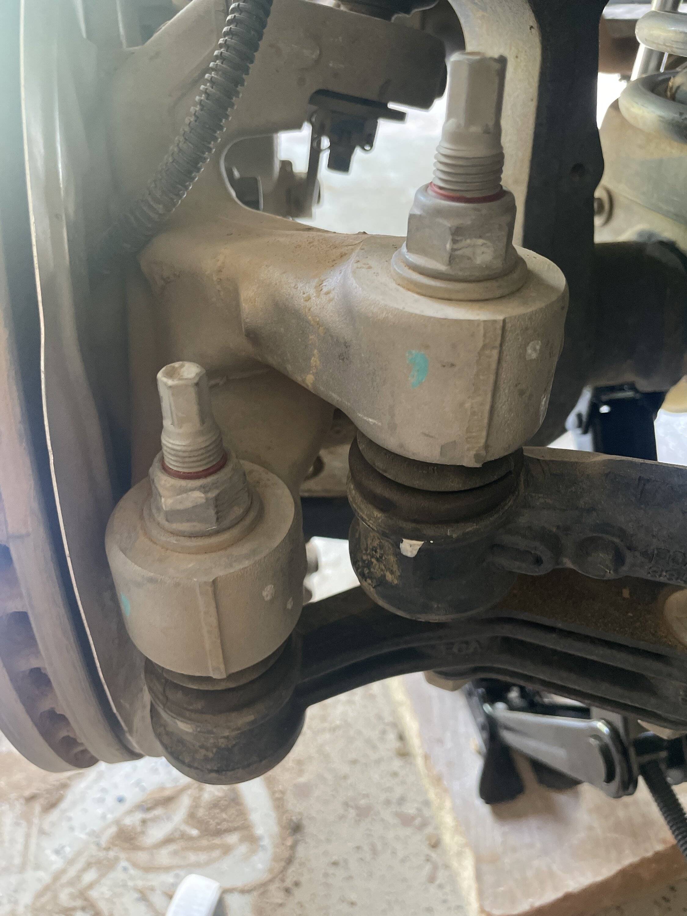 Jeep Gladiator Clunk on front end image
