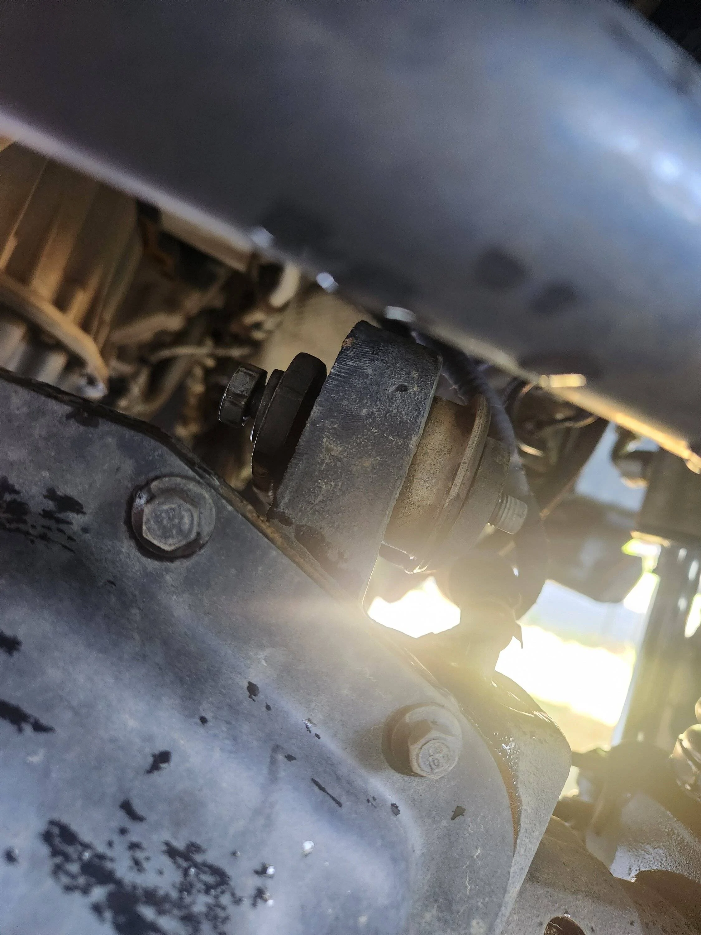 Jeep Gladiator What size nut goes here? 20230529_171850