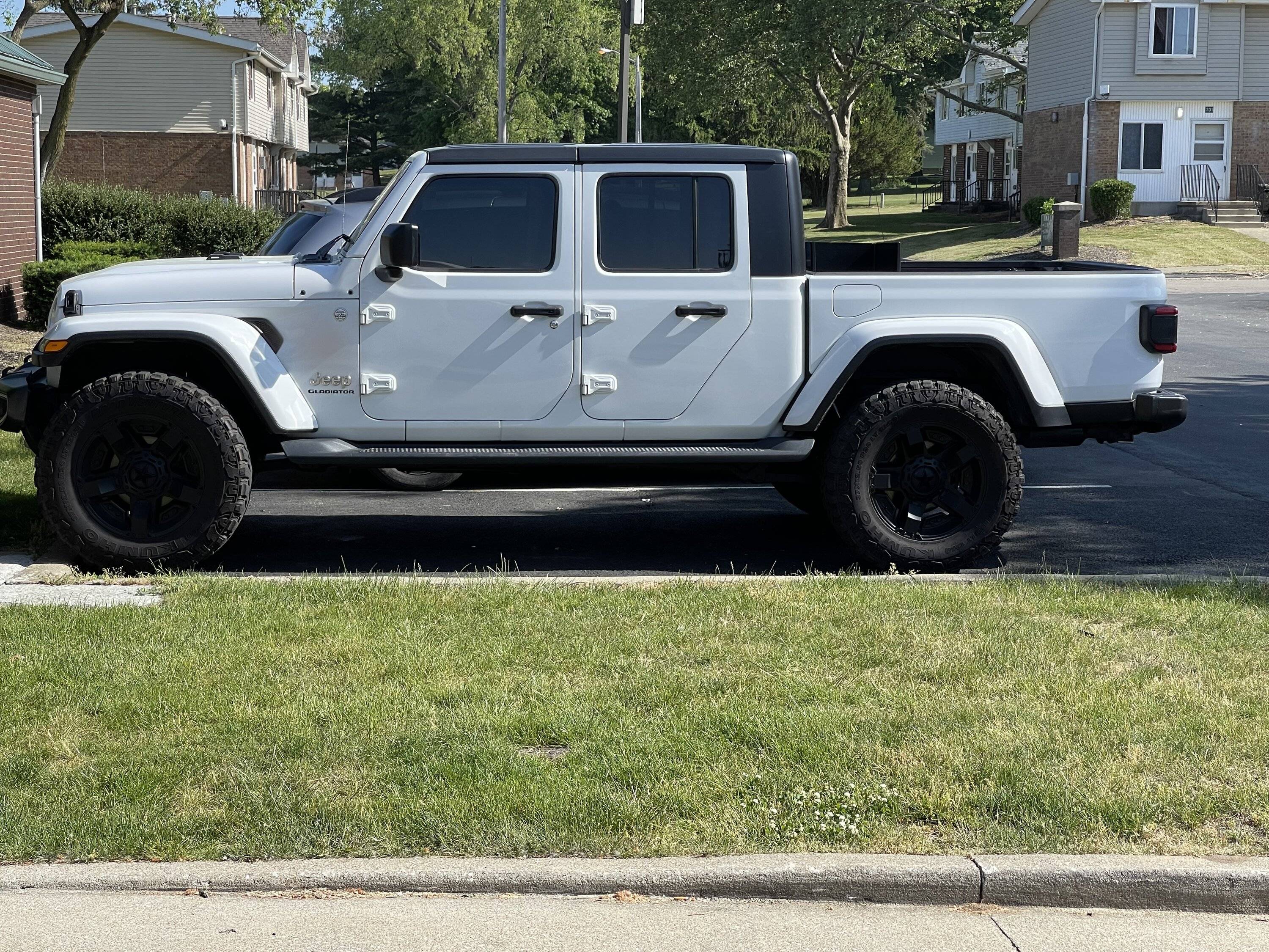 Jeep Gladiator Question about 35” tires IMG_3941