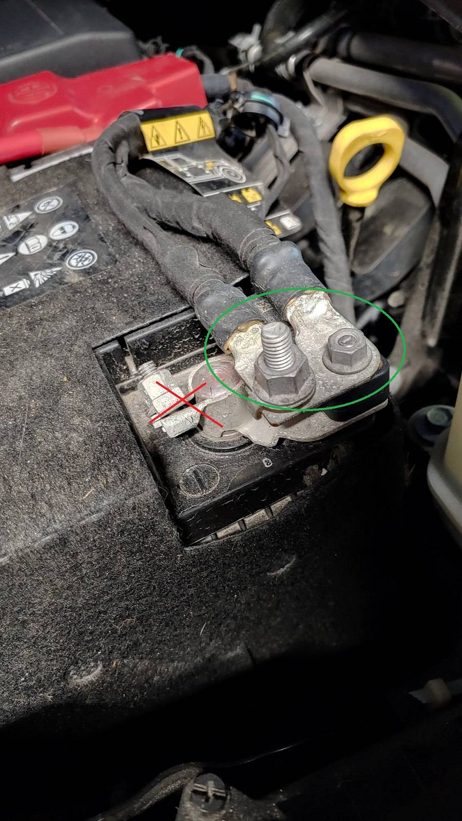 Jeep Gladiator Voltage JT-neg-bat-post-connect