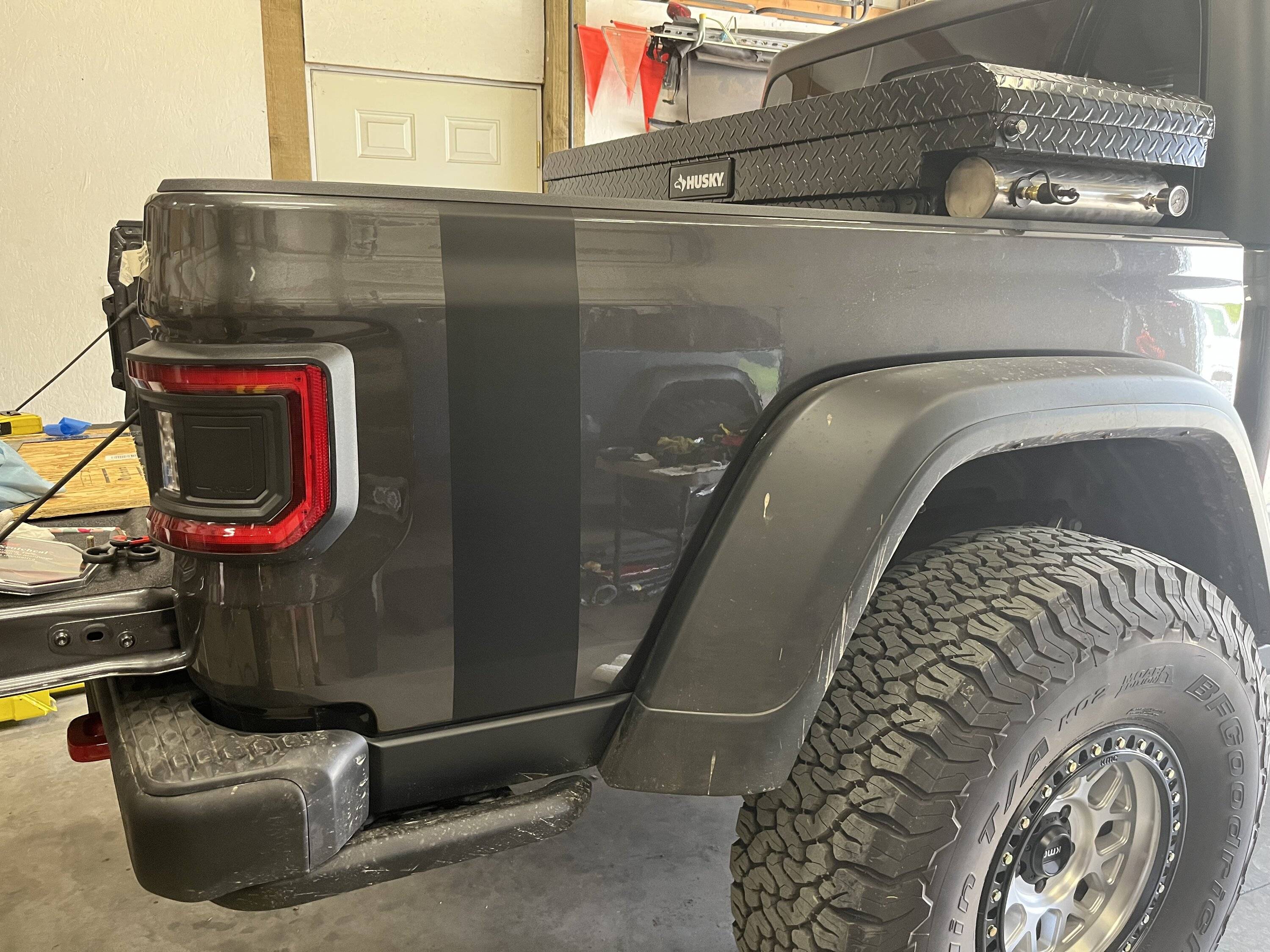 Jeep Gladiator Stickers and decal pics! IMG_2769.JPG