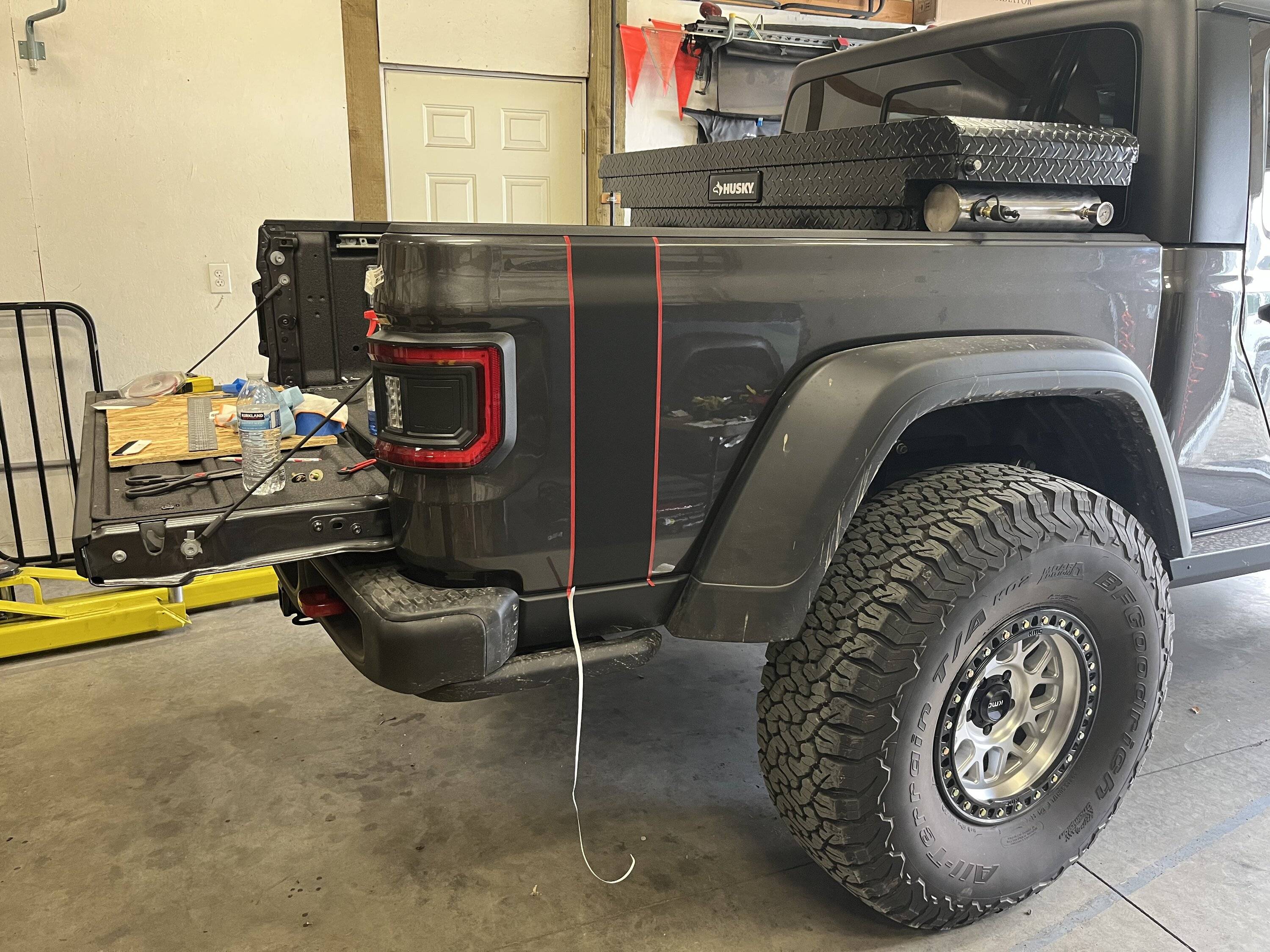 Jeep Gladiator Stickers and decal pics! IMG_2770.JPG