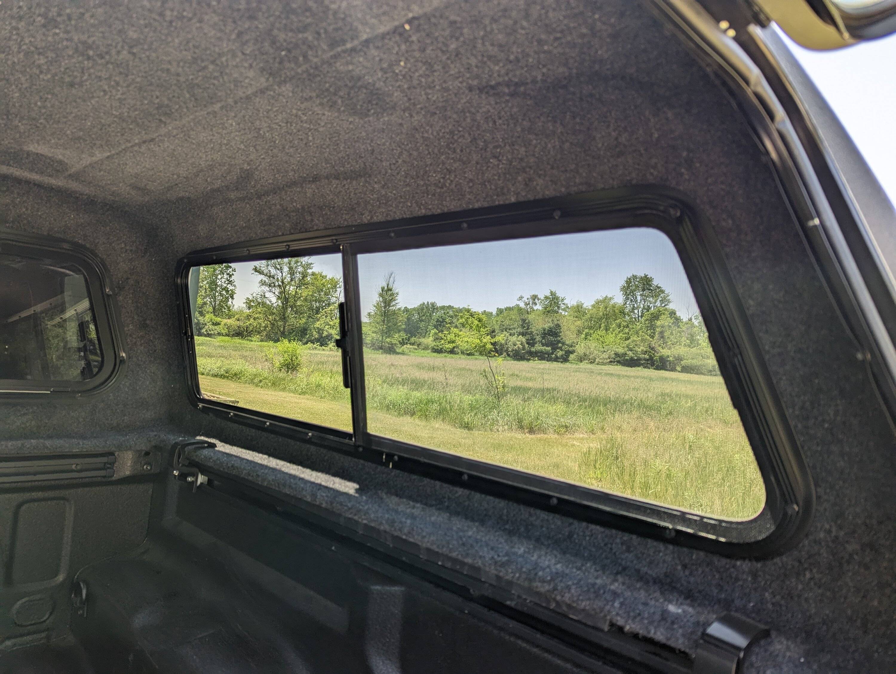 Jeep Gladiator ARE CX Classic Topper  $1800.00 PXL_20230530_170541742