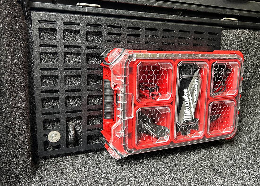 Jeep Gladiator New Aluminum BedSide PACKOUT/MOLLE Panel bed-side-packout-panel-05