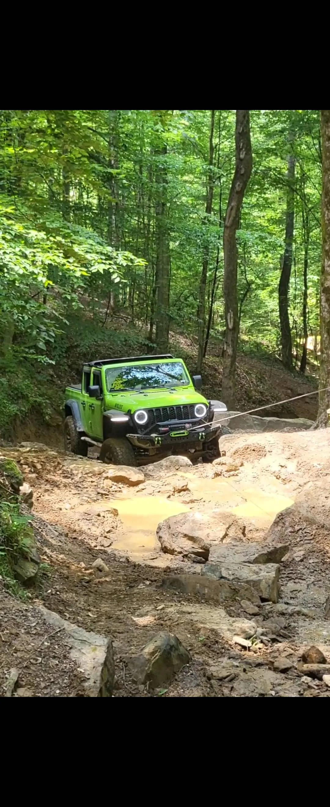 Jeep Gladiator Hard Day of Wheeling Screenshot_20230530_193928_Gallery