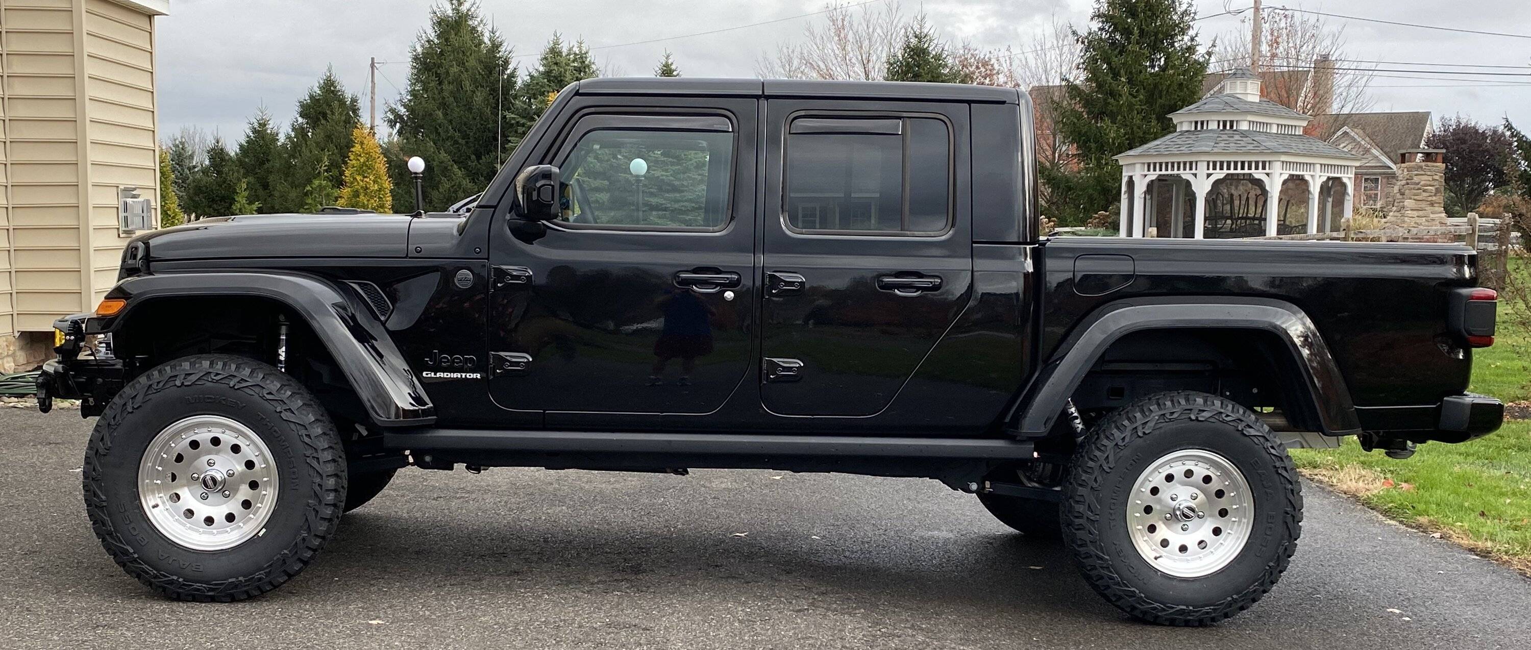 Jeep Gladiator Gladiator with 33's and a 3" lift F8DB1342-94B6-4240-B6C6-035D5F4E4356