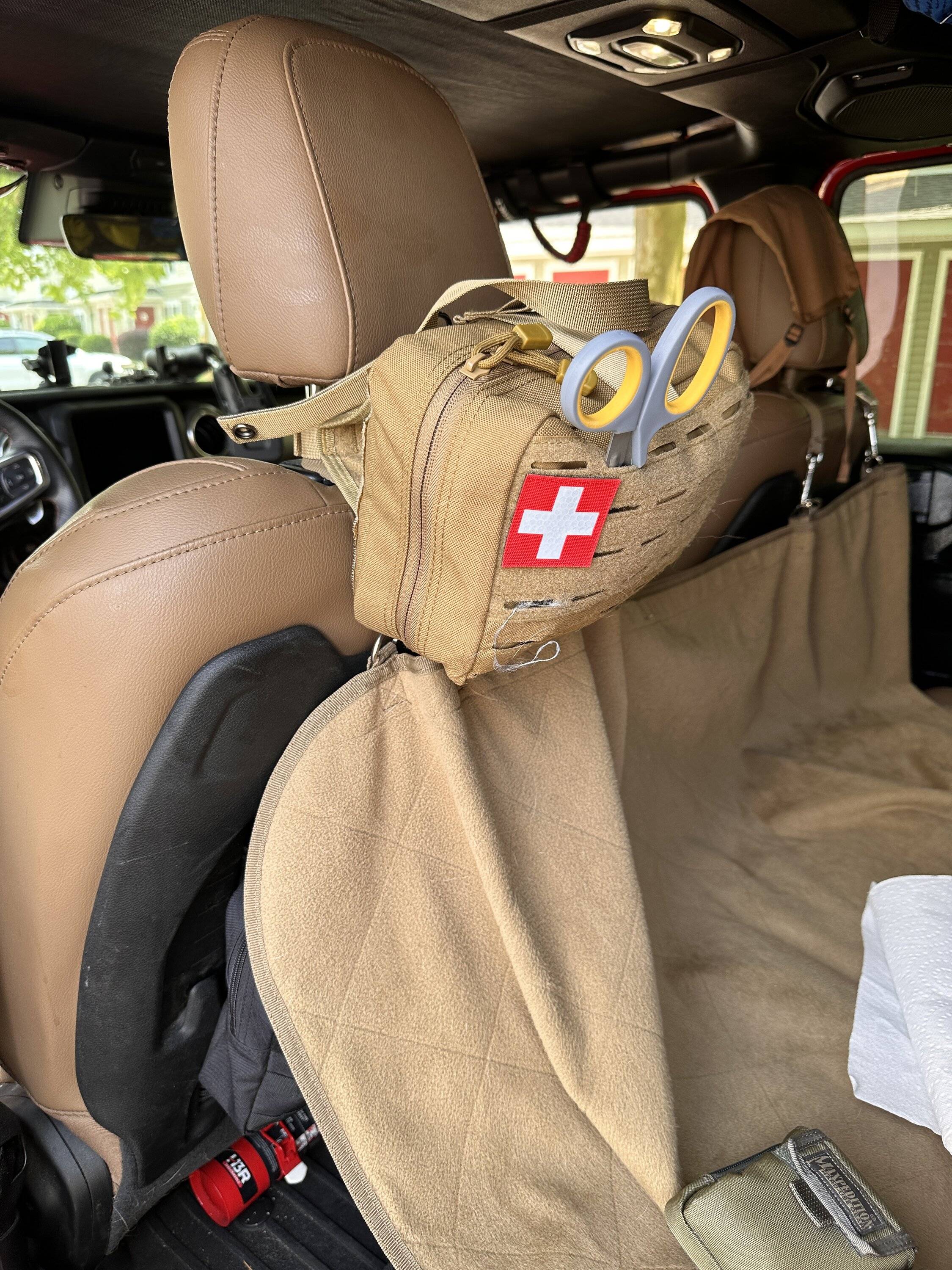 Jeep Gladiator Do you carry medical when wheeling? IMG_1368