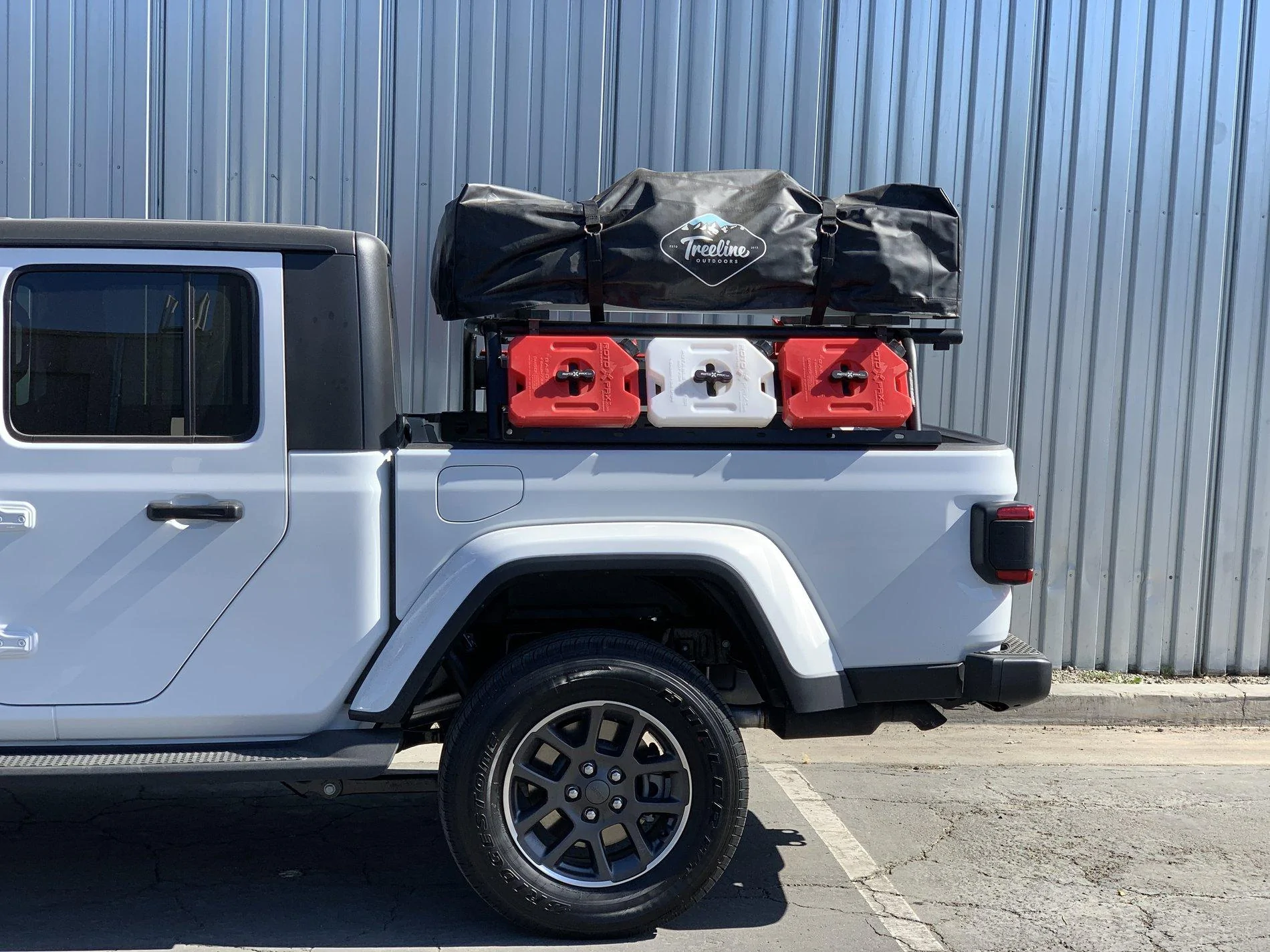 Jeep Gladiator Available Gladiator-specific racks & toppers ADV-LP-Gladiator-Sid