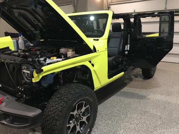 Jeep Gladiator Neon Gladiator & Mojito Jeep image?format=raw&type=img&id=8748