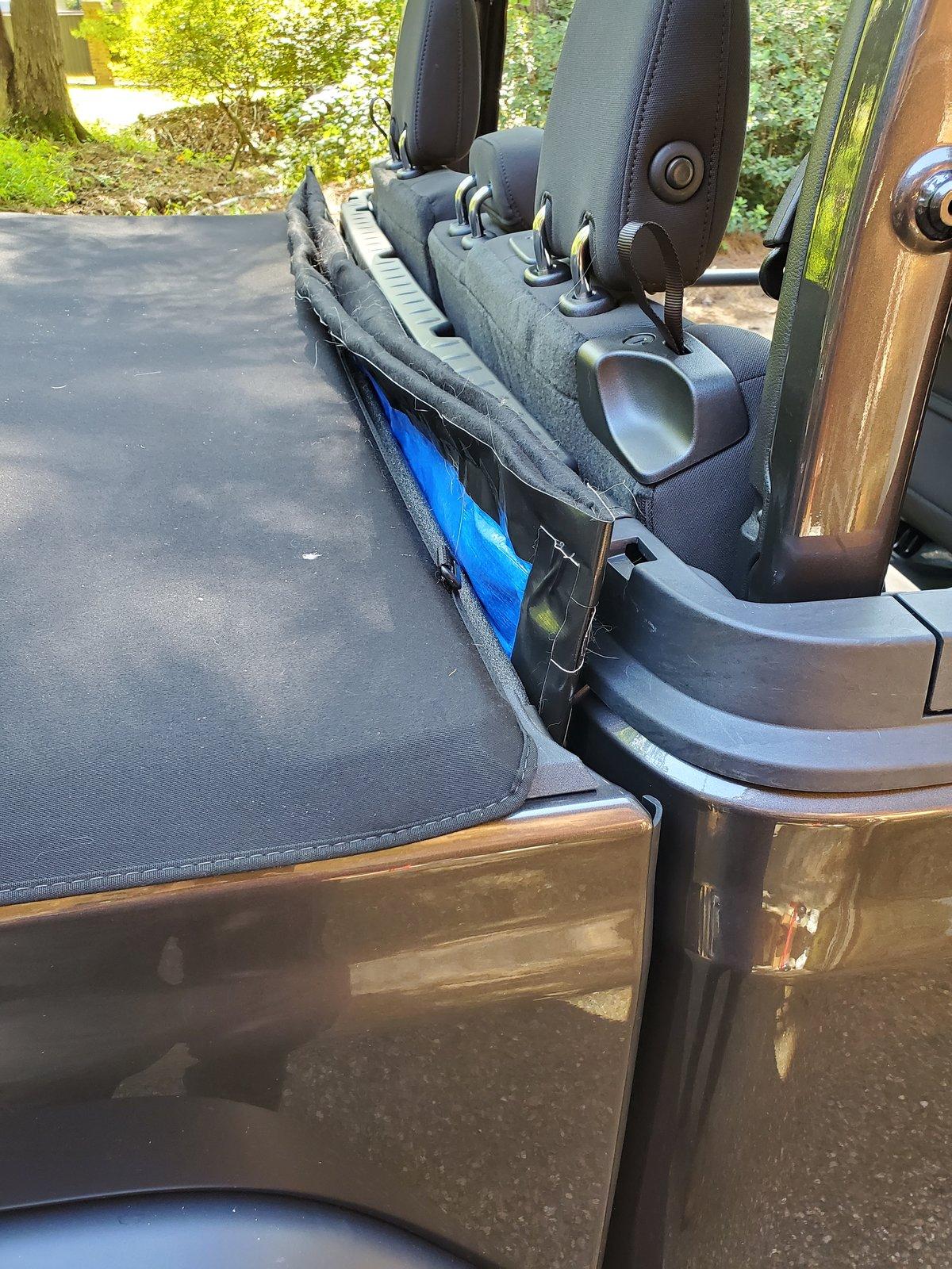 Jeep Gladiator Where do you store your soft top rear window? 20190910_155259