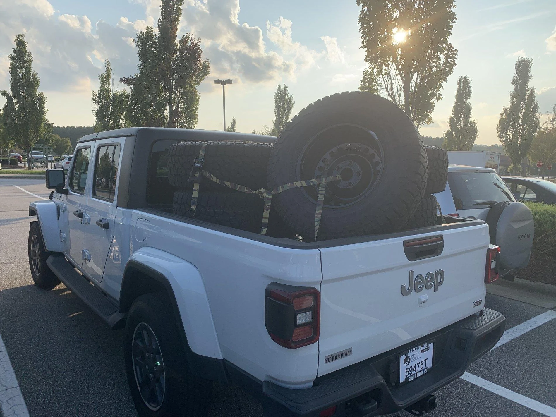 Jeep Gladiator Storage sucks, whats available pwV3CAnTTRKKCY9CX%NHXA