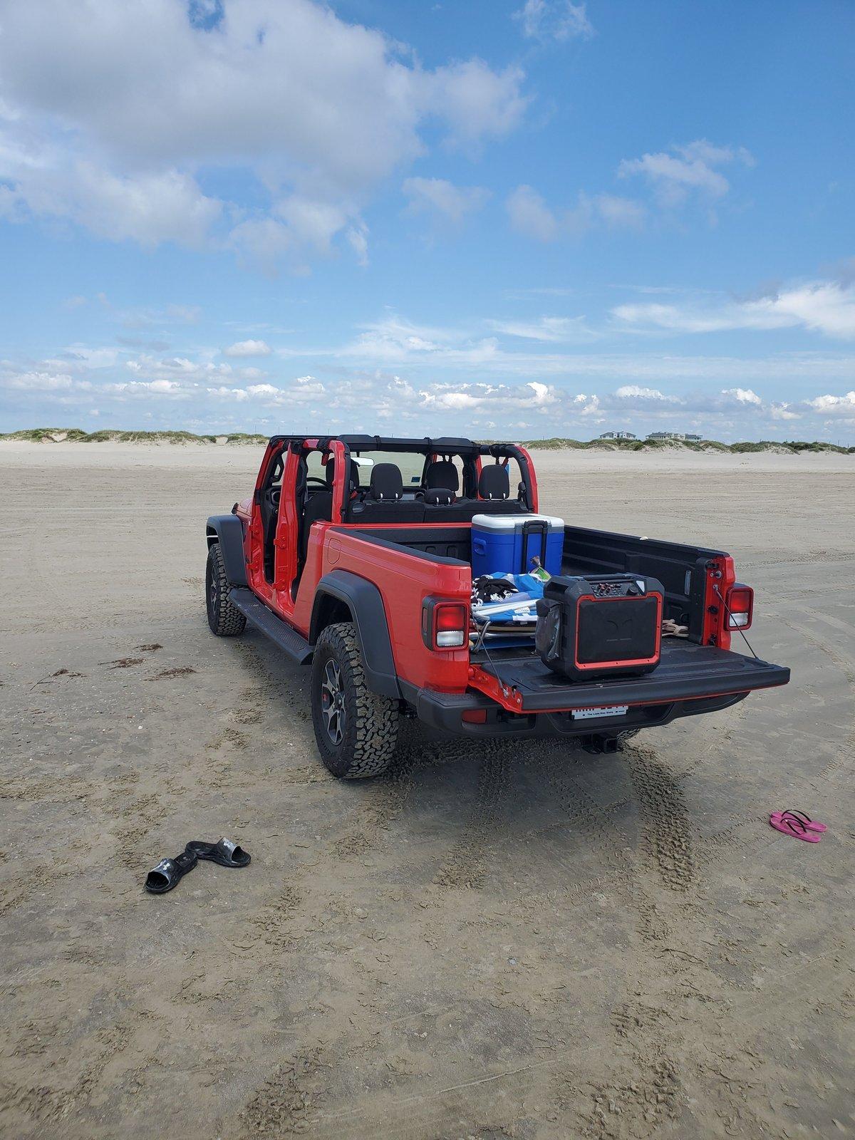 Jeep Gladiator First trip to the beach! 20190908_112631