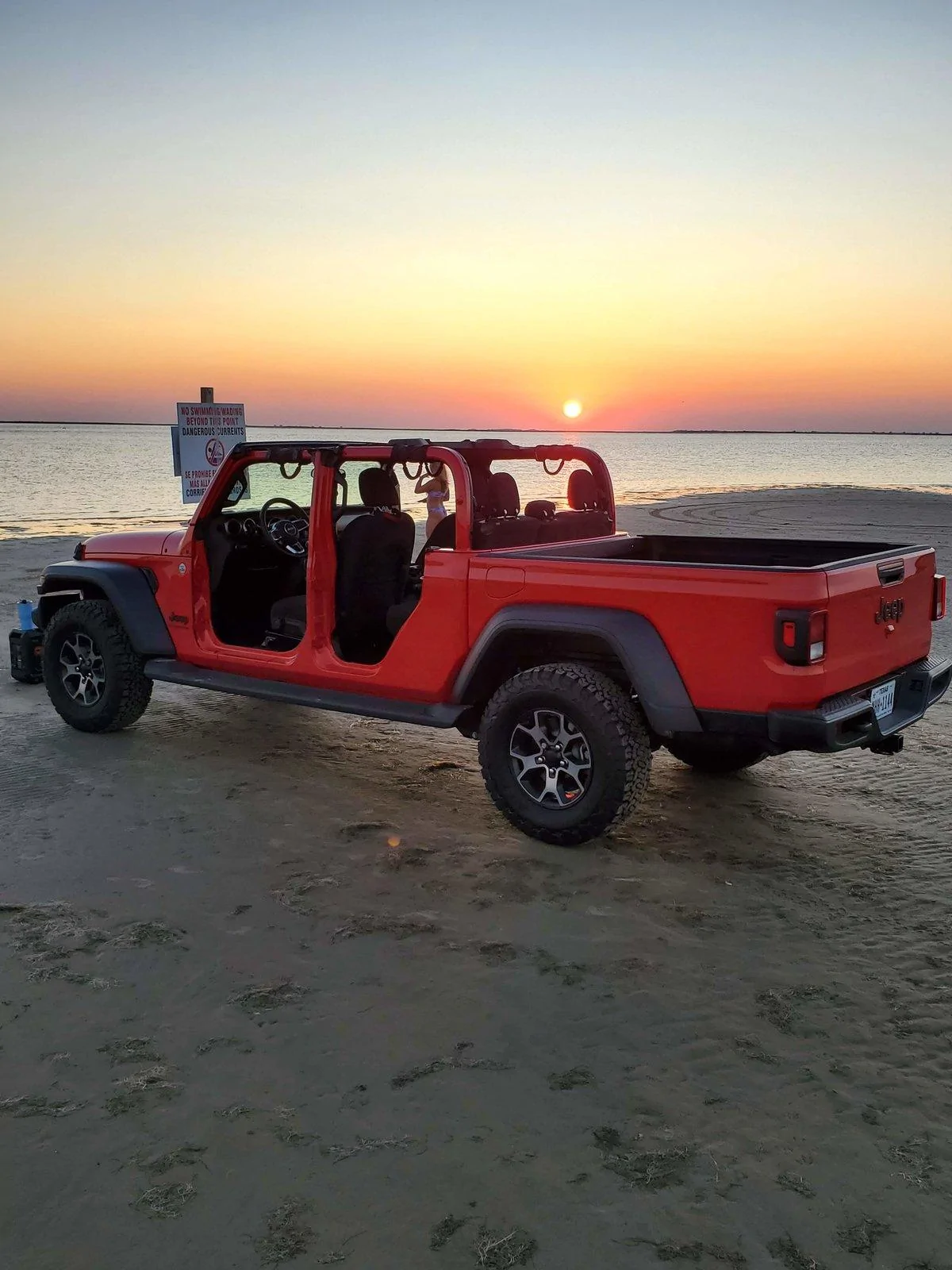 Jeep Gladiator First trip to the beach! 20190906_193016