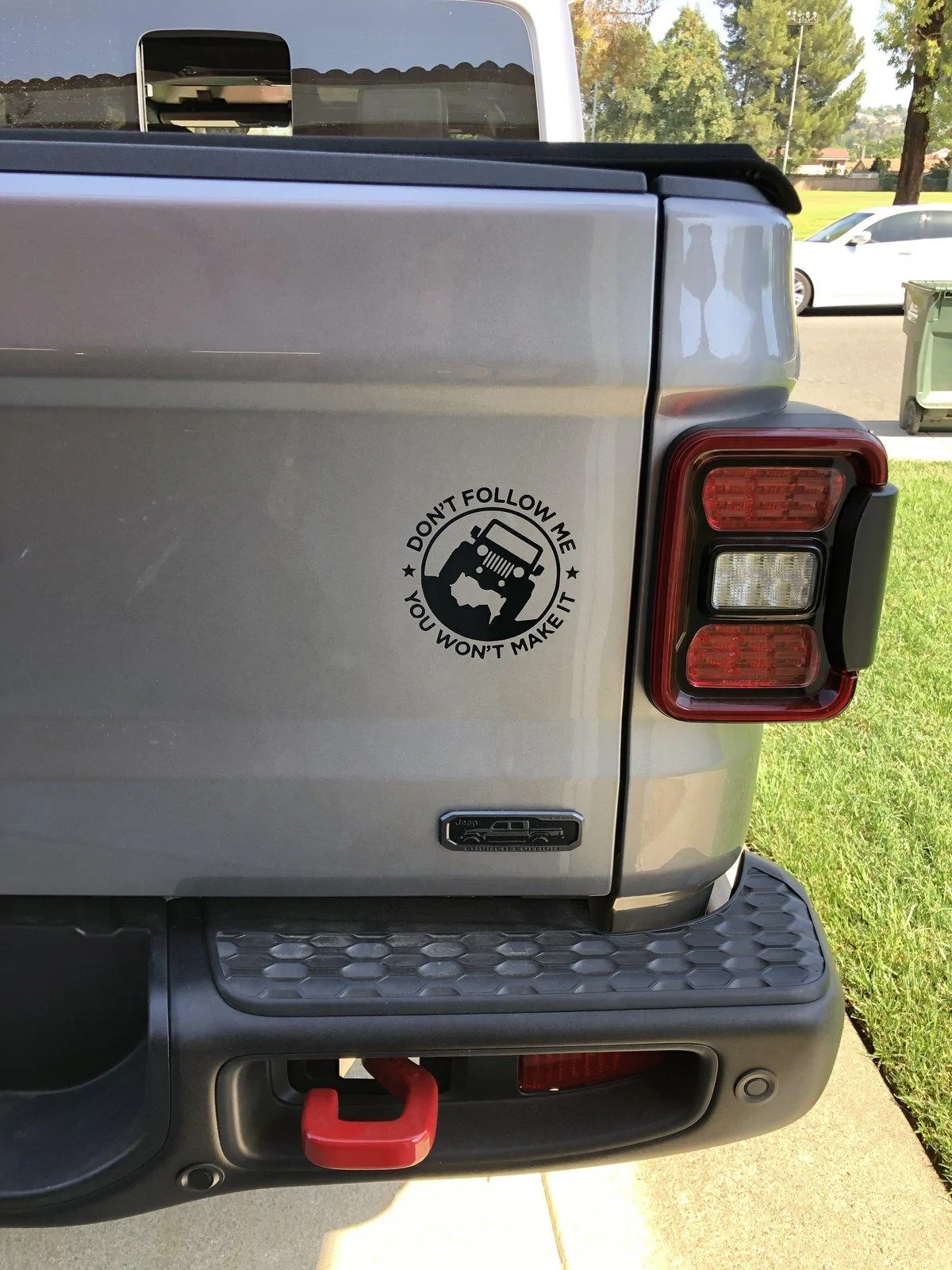 Jeep Gladiator Sticker 24CFC1A1-CFF4-4A39-83FA-15F375027AEC