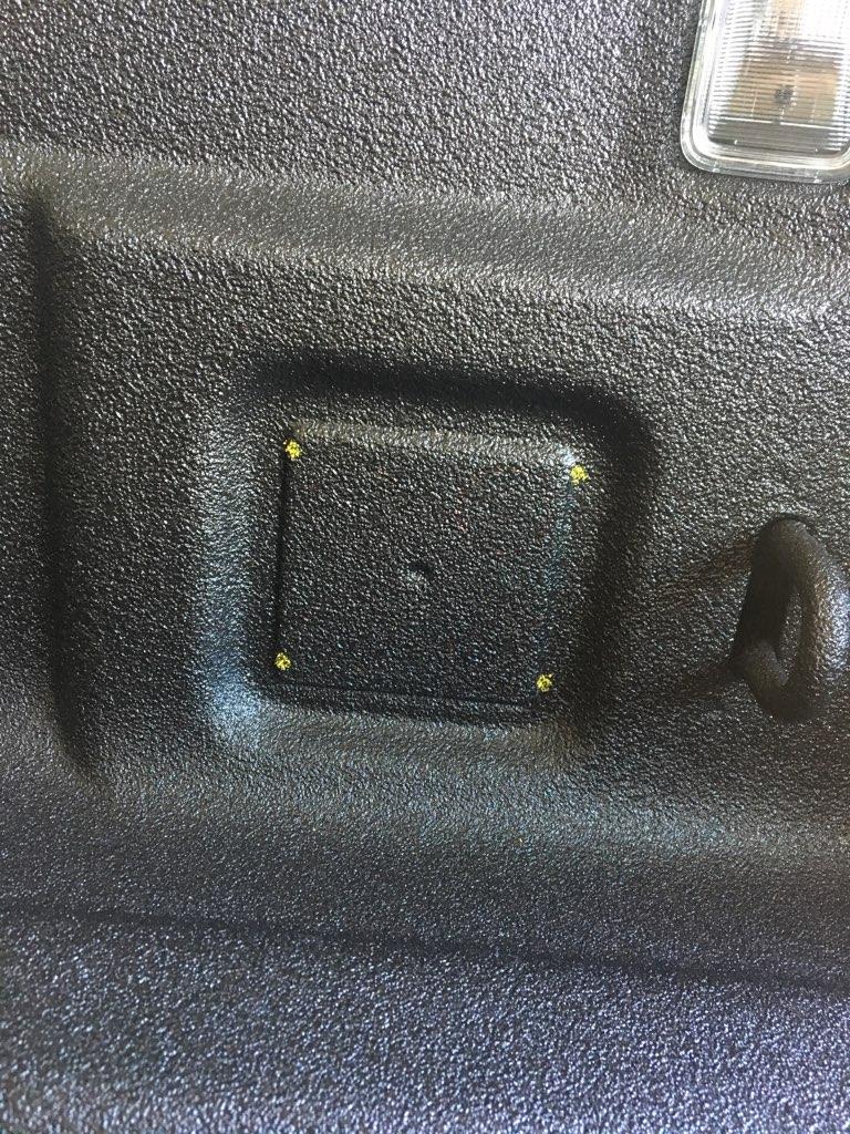 Jeep Gladiator Do you think this will work? BED POWER! OUTLET 1