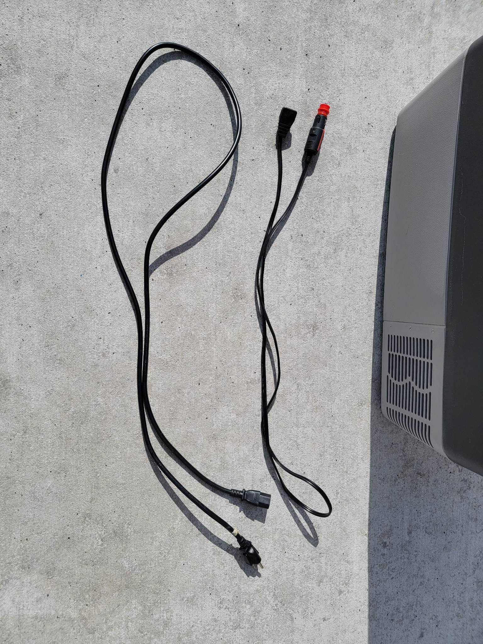 Jeep Gladiator Indel-B TB51A 12V fridge/freezer 350236199_569501985268214_9074977117699003171_n (1)