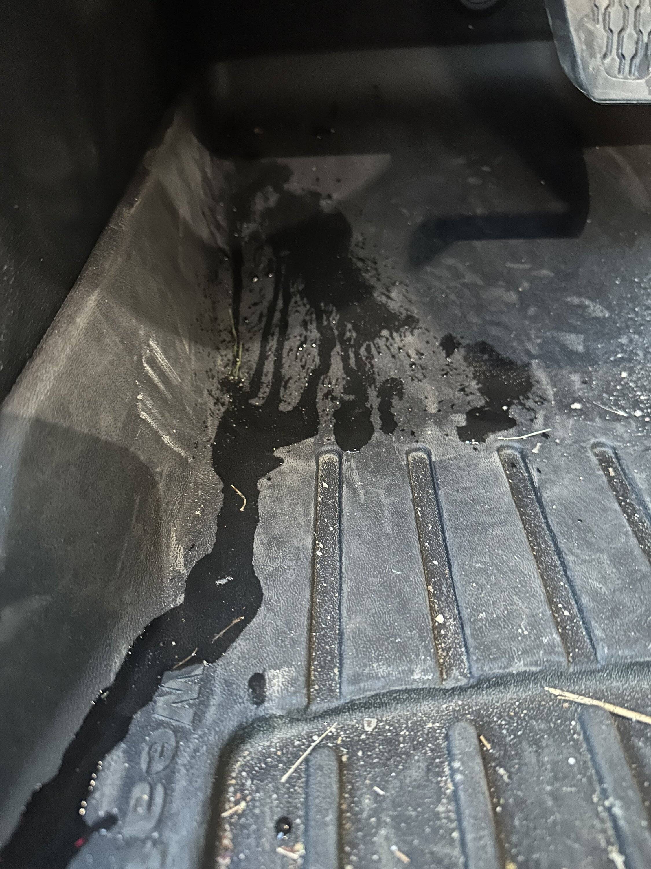 Jeep Gladiator Car wash water leak IMG_0497