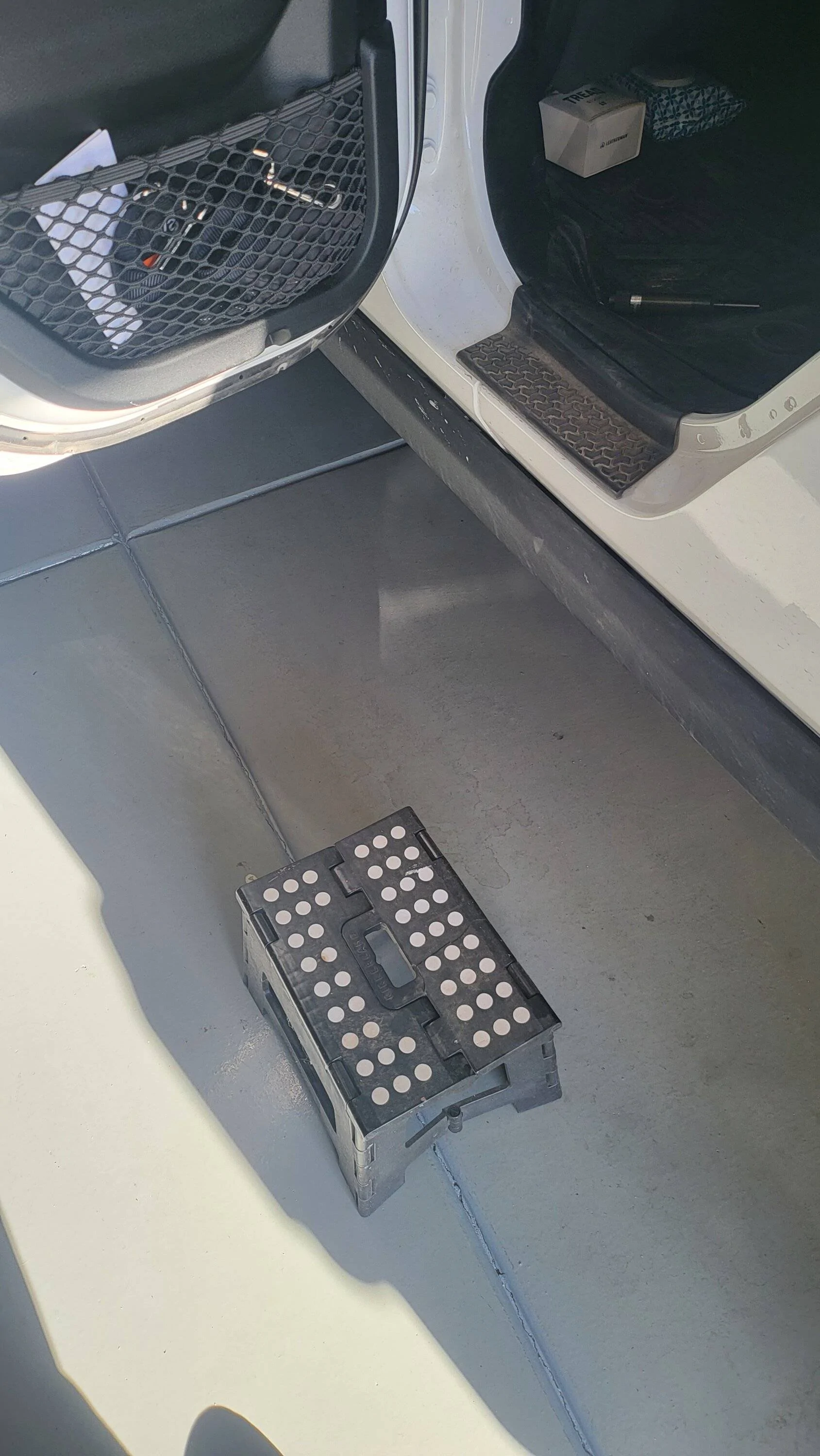 Jeep Gladiator Steps but want to off road eventually 16856283381435656986681317056184