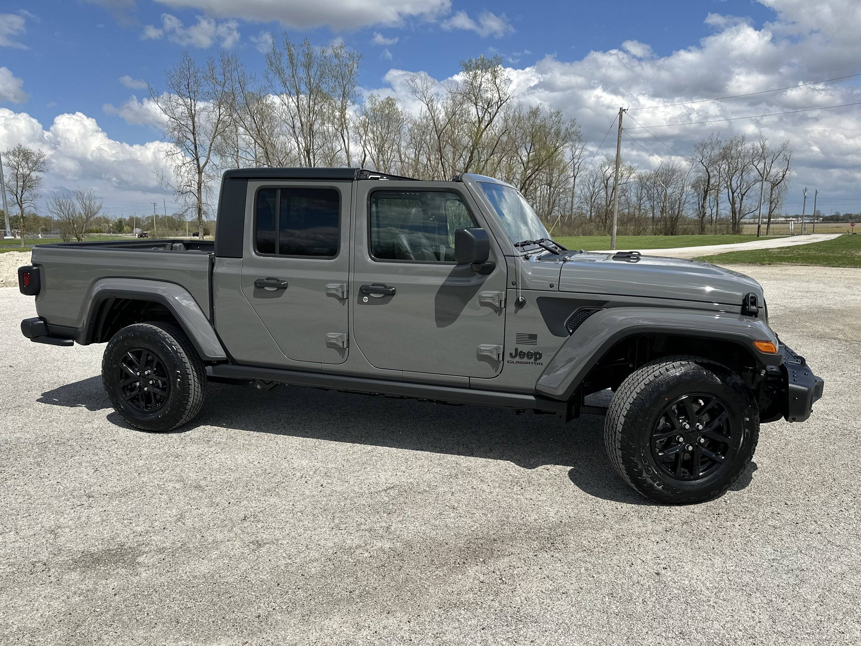 Jeep Gladiator What did you do WITH your Gladiator today? 70388083467__F0998027-3A2F-442F-A9E0-0B7BEE4DF210