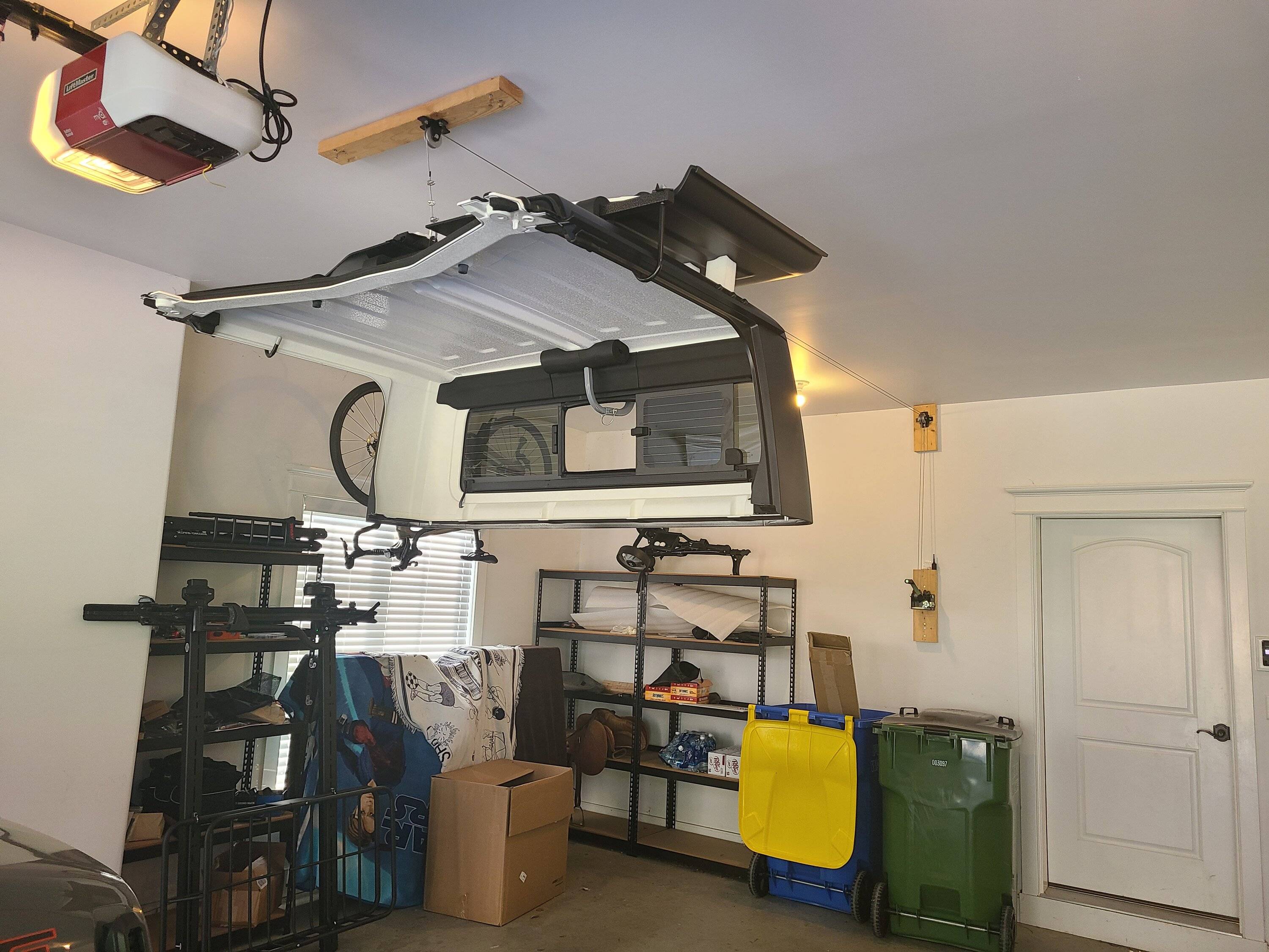 Jeep Gladiator Lift hoist for the hard top 20230602_183056