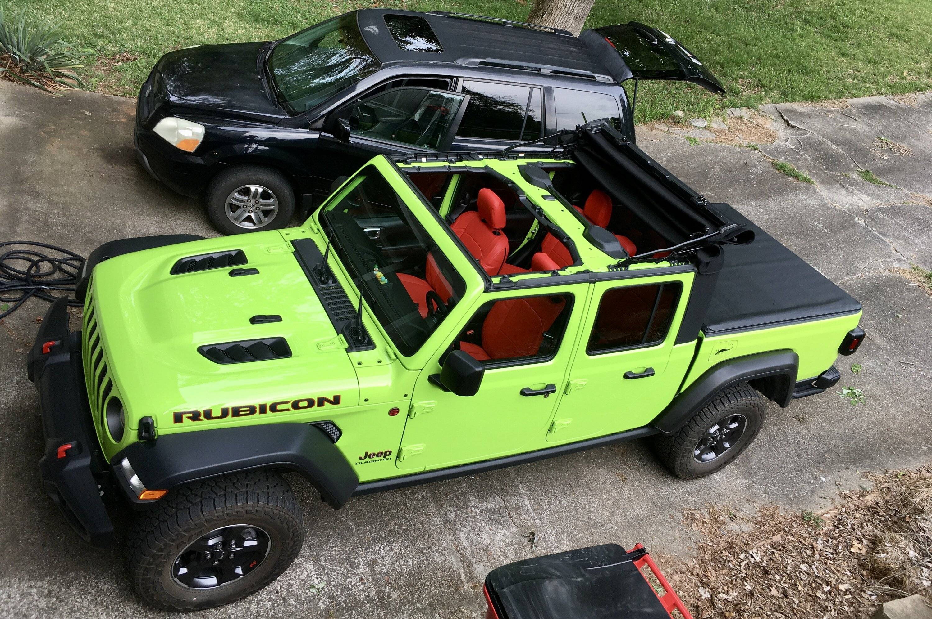 Jeep Gladiator GECKO GREEN Gladiator Club CAB1040E-2FB3-49BC-B8C1-990A3CEB71C8