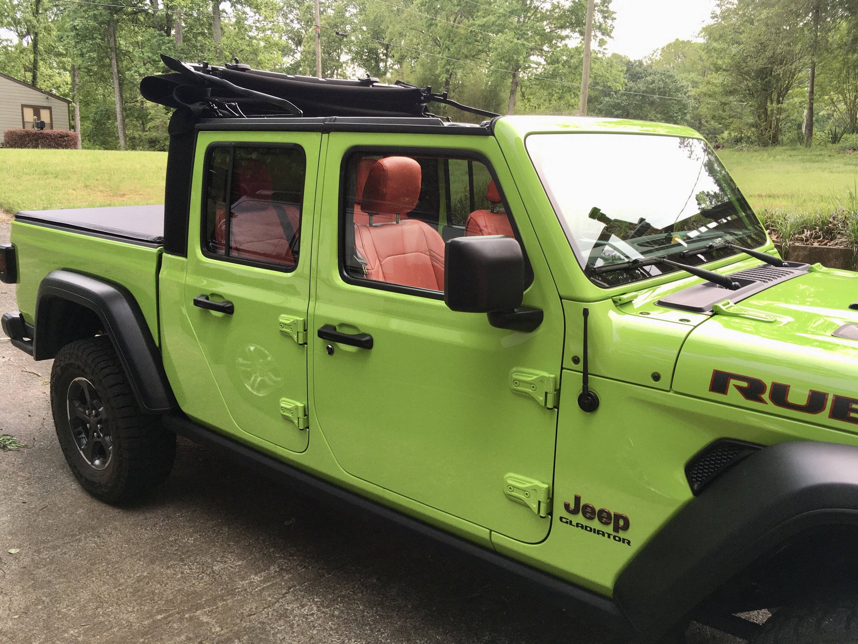 Jeep Gladiator GECKO GREEN Gladiator Club 19C8FEEE-DDF0-48D4-BF41-E5C198BA1213