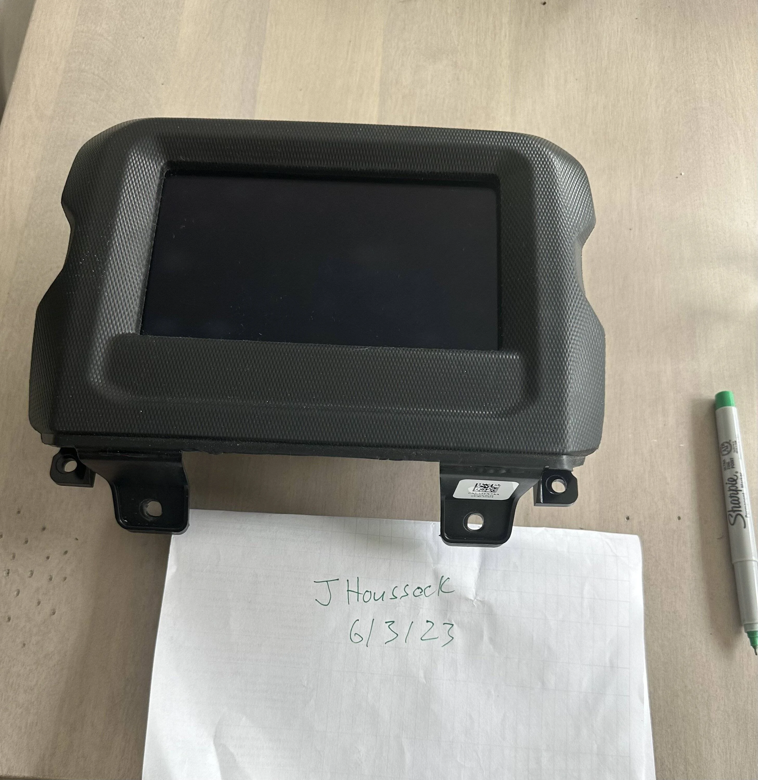 Jeep Gladiator Uconnect 7” with code $399 IMG_3963