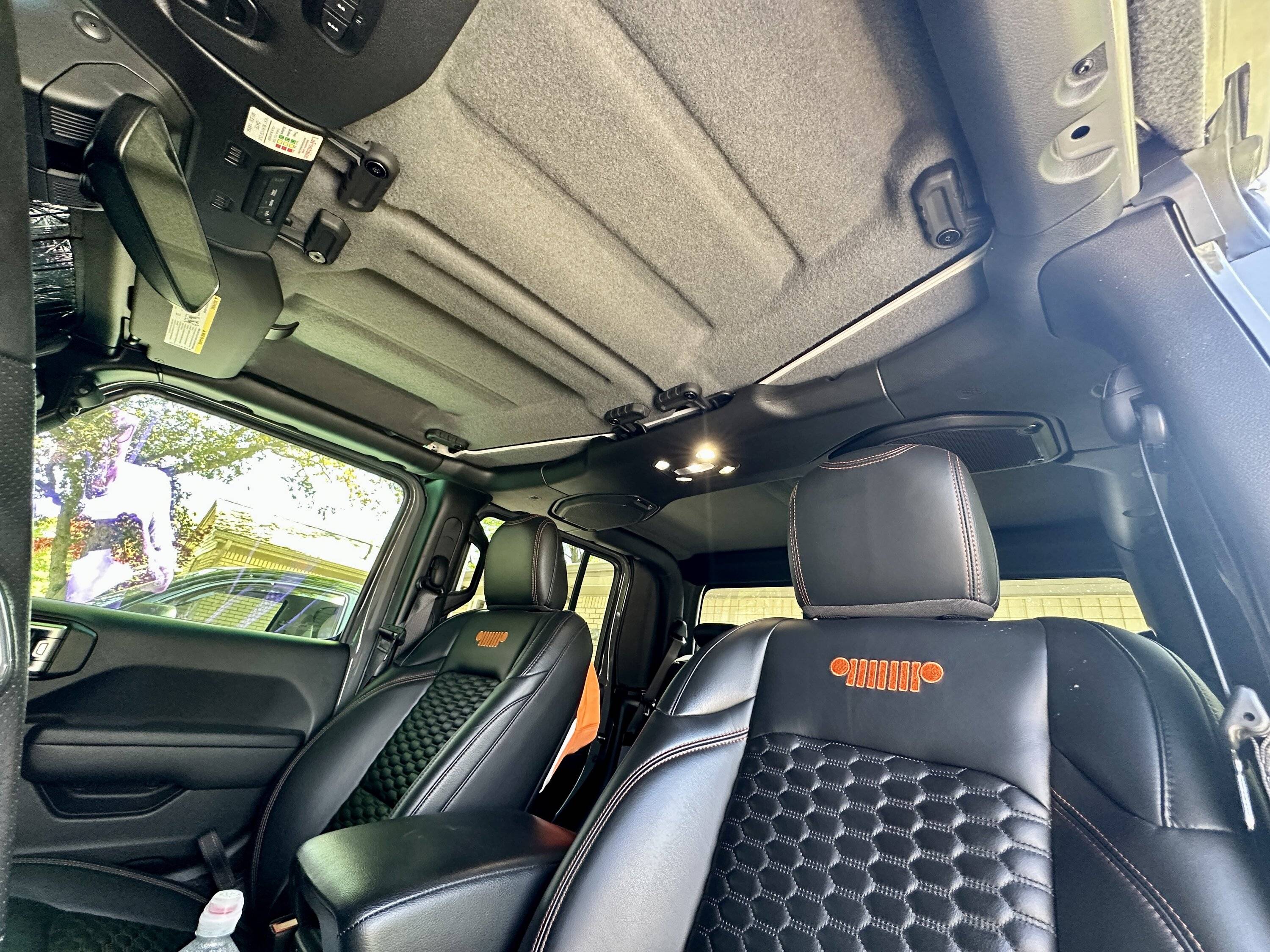 Jeep Gladiator JEEP SEATS - UGG! IMG_3262