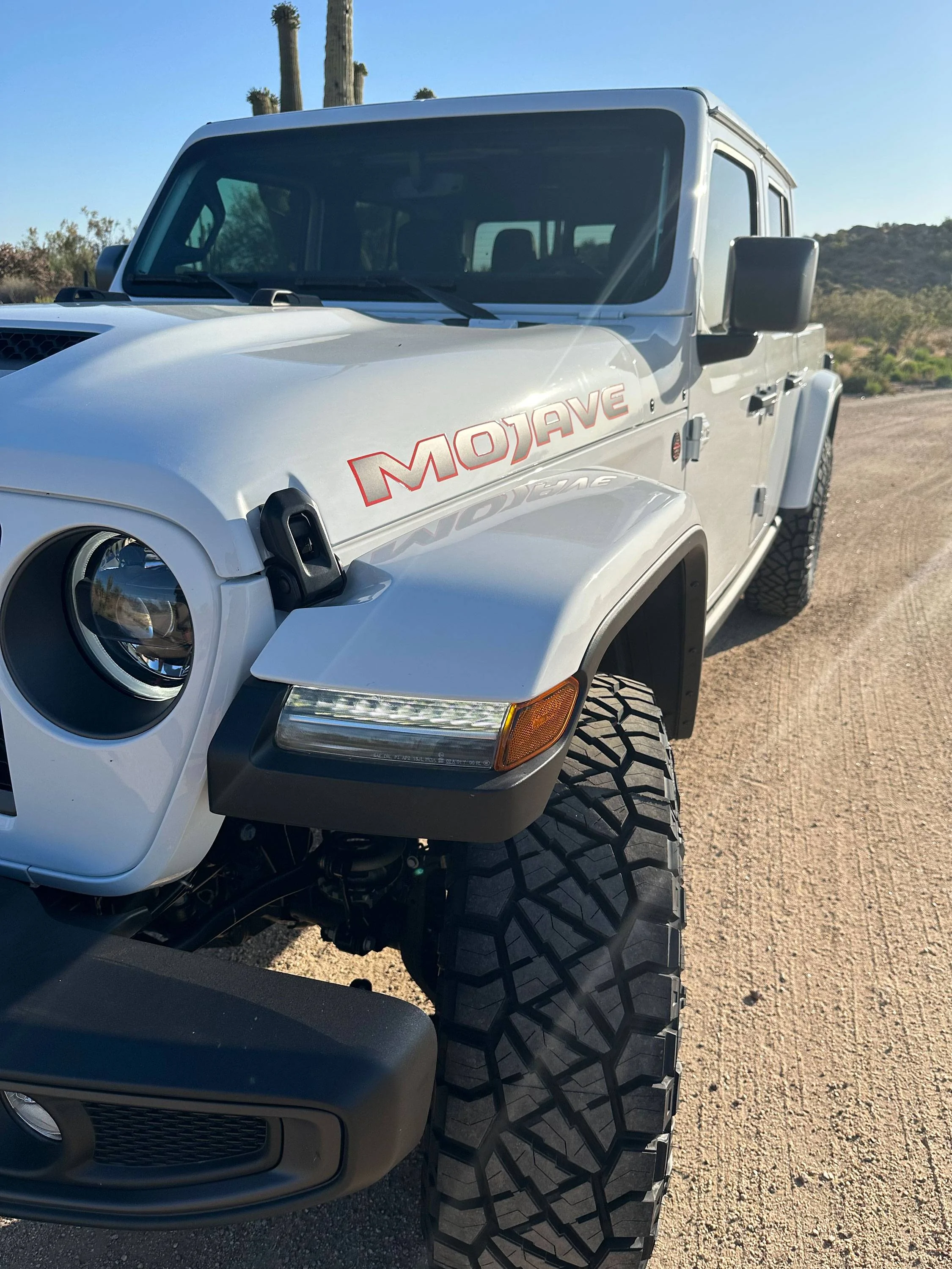 Jeep Gladiator 35” tires on a Gladiator Mojave IMG_1203