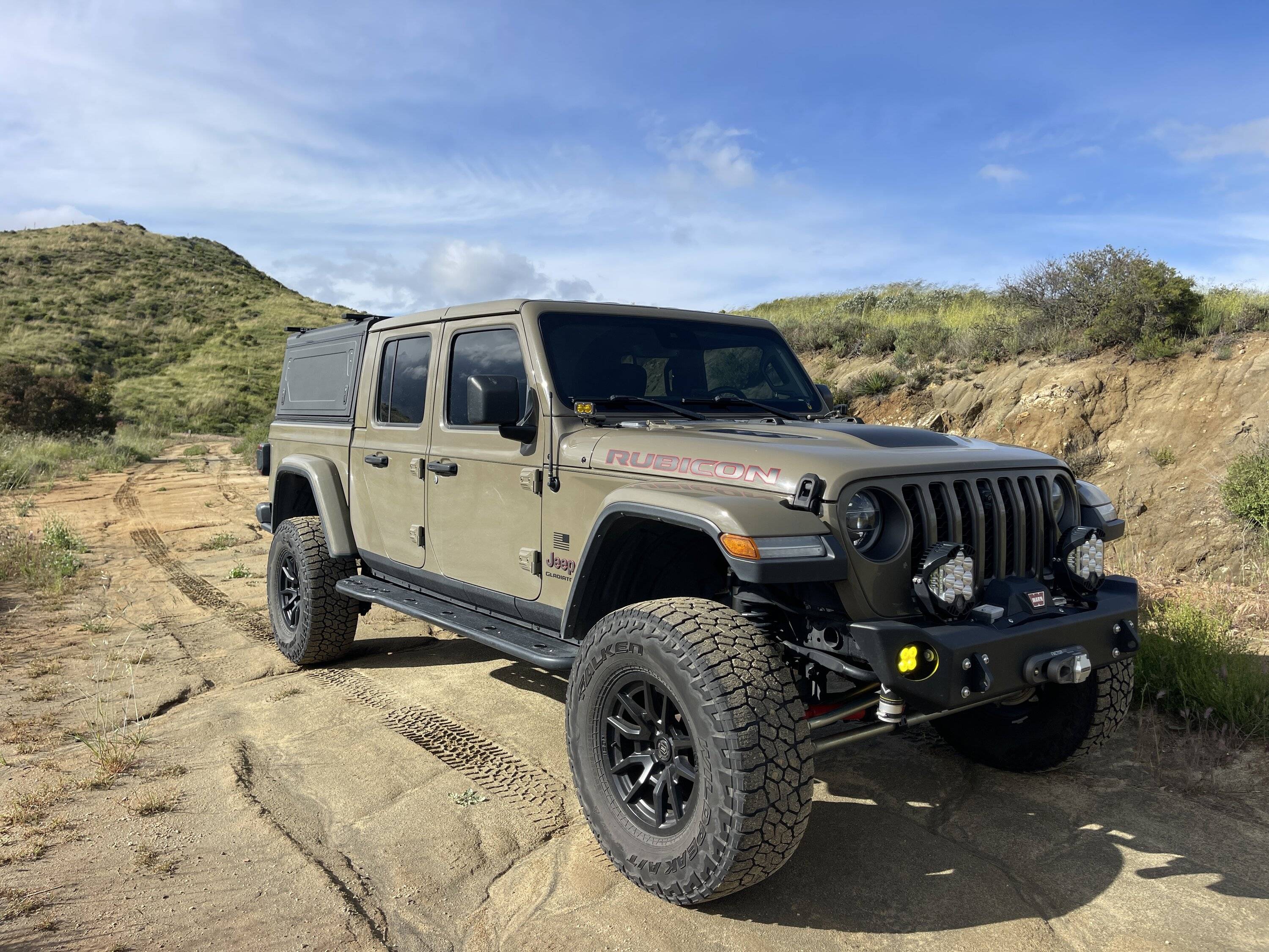Jeep Gladiator Mojave Front Aluminum Bumper Search thread IMG_3623
