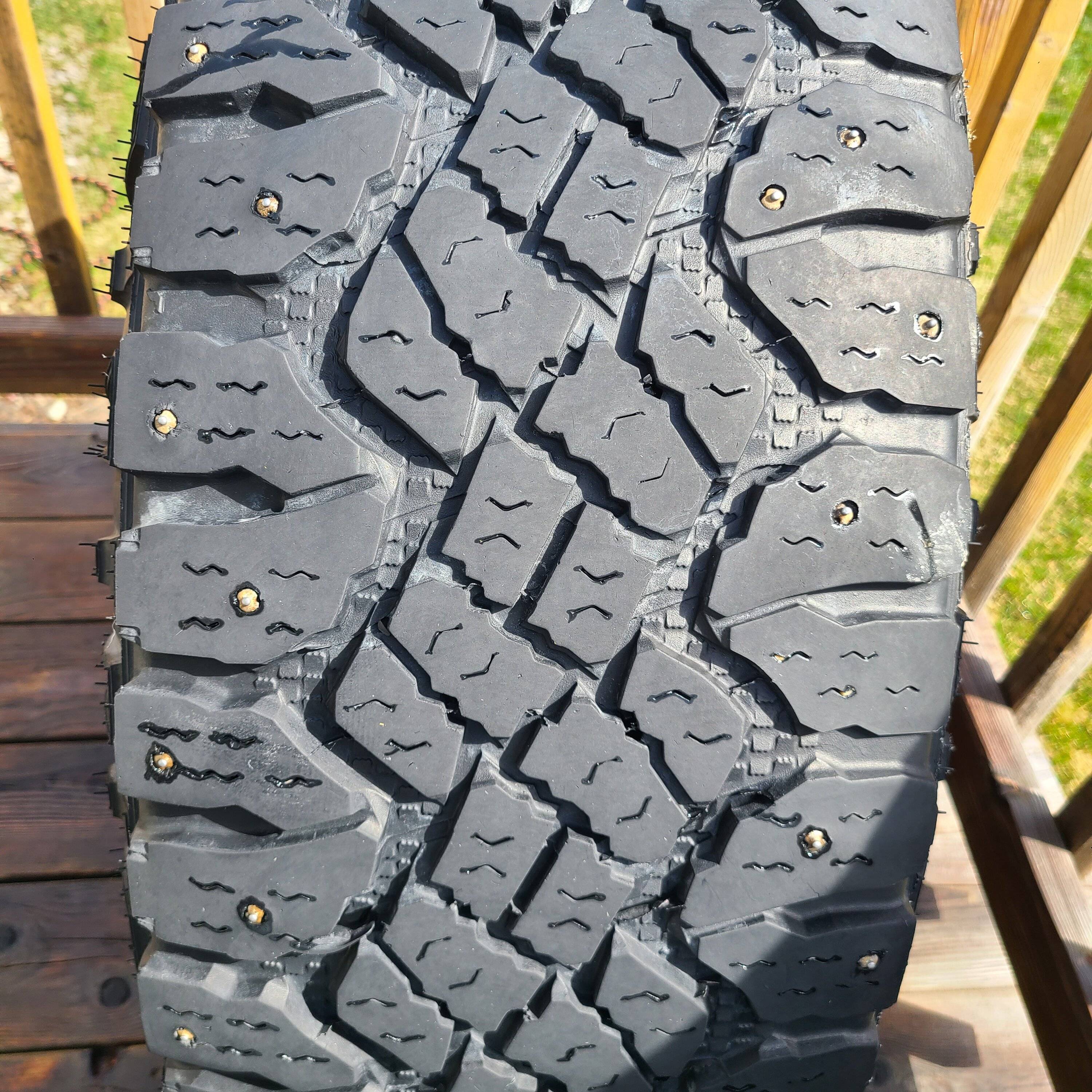 Jeep Gladiator Hutchinson Wheels, tires, for sale $1800 20230513_103659