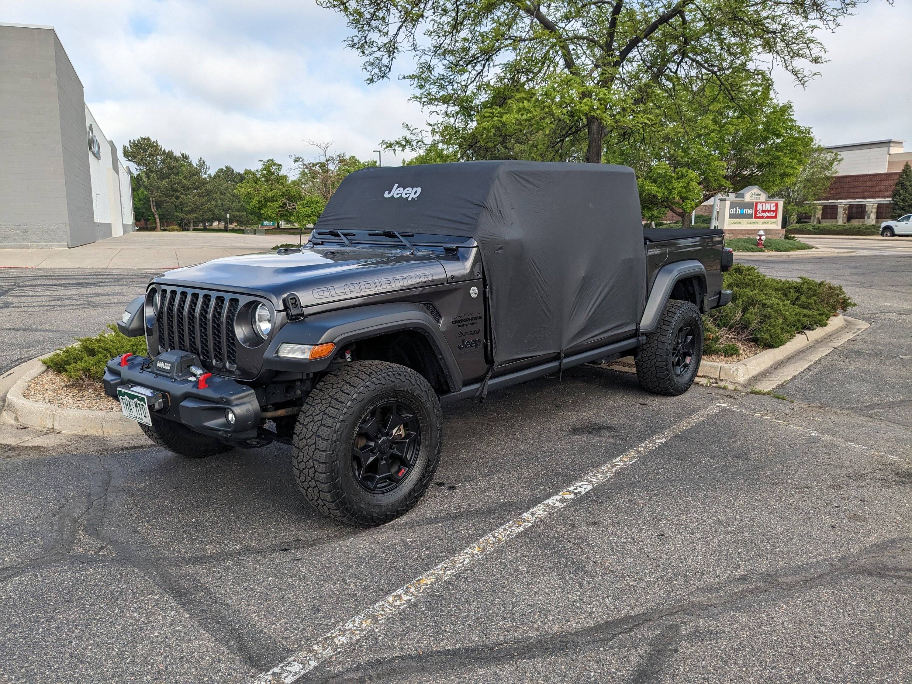 Jeep Gladiator Pics with tube doors -- post yours PXL_20230526_135501639