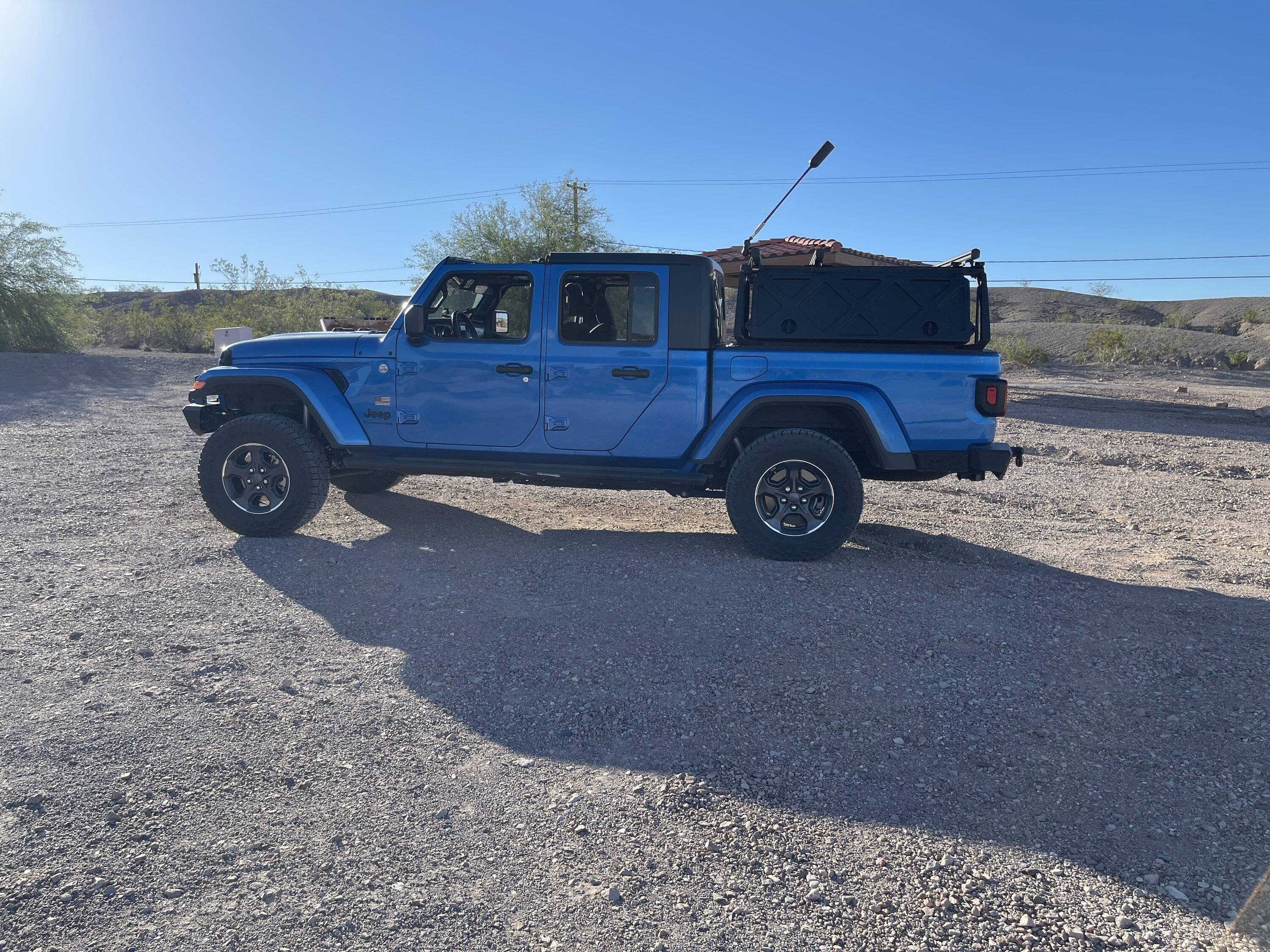 Jeep Gladiator Gladiator with 33's and a 3" lift 2022-09-22 16.52.45