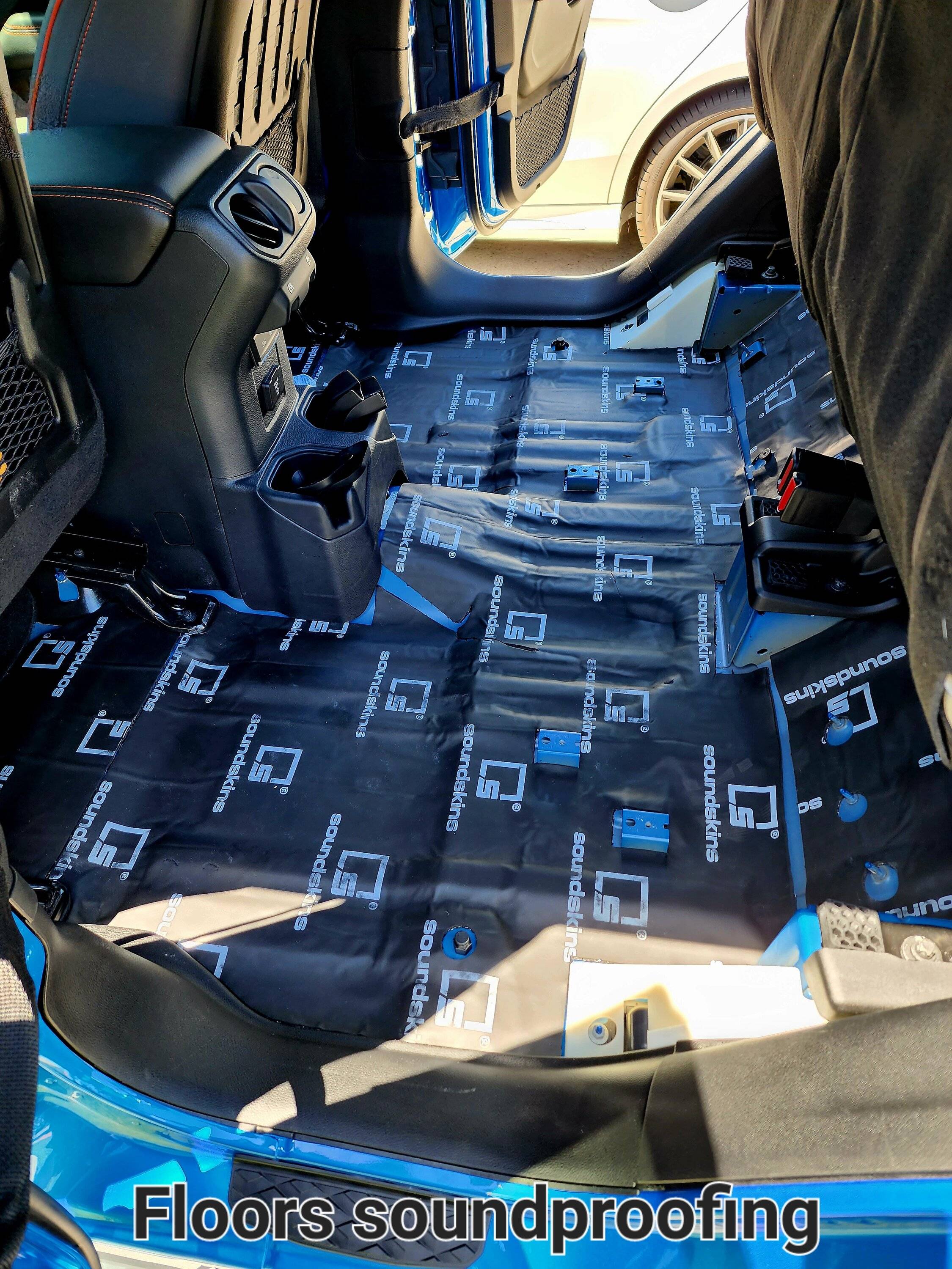 Jeep Gladiator Sound Deadening Cabin 20230509_115721