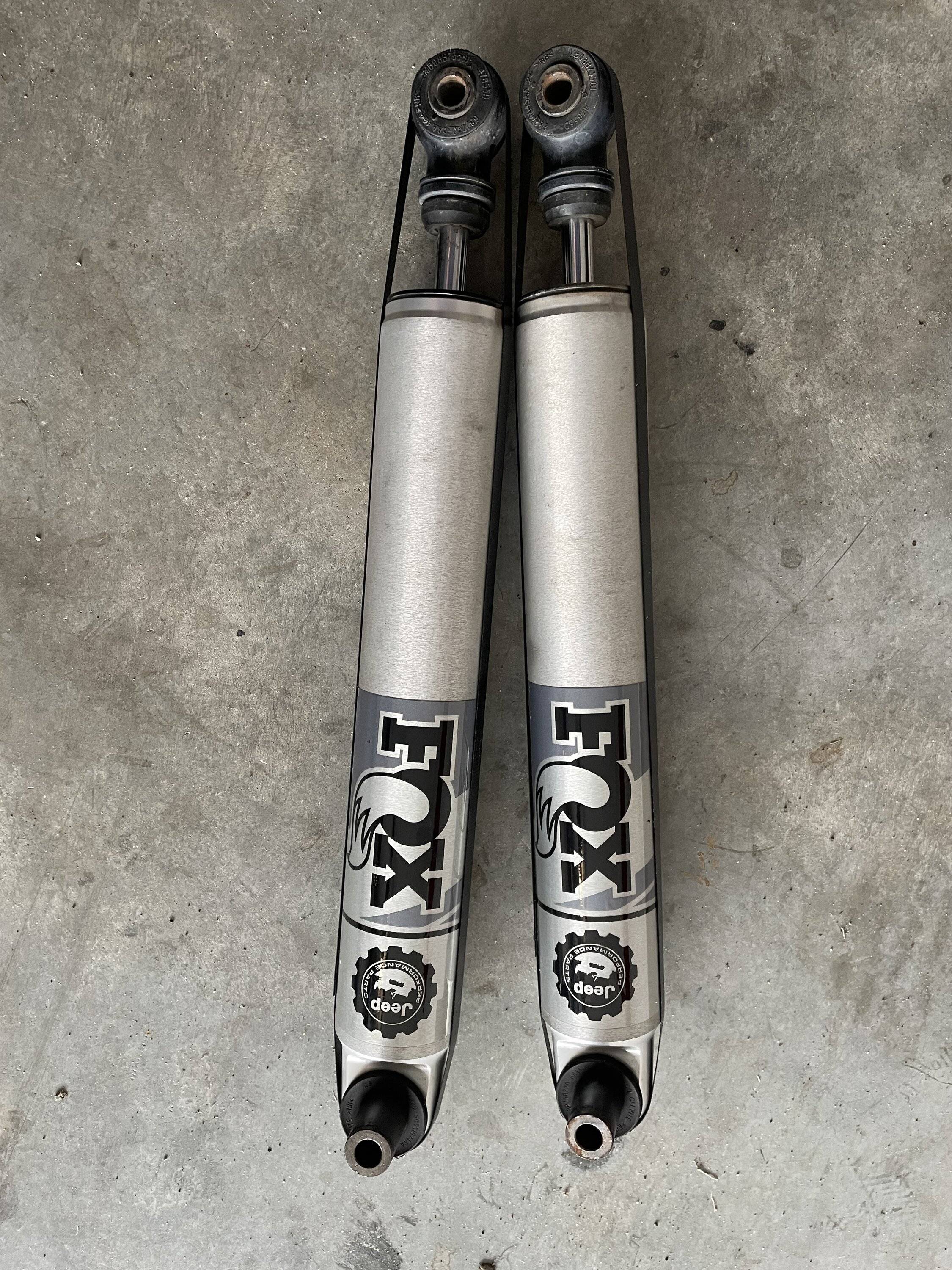 Jeep Gladiator MOPAR lift front shocks $FREE IMG_3177