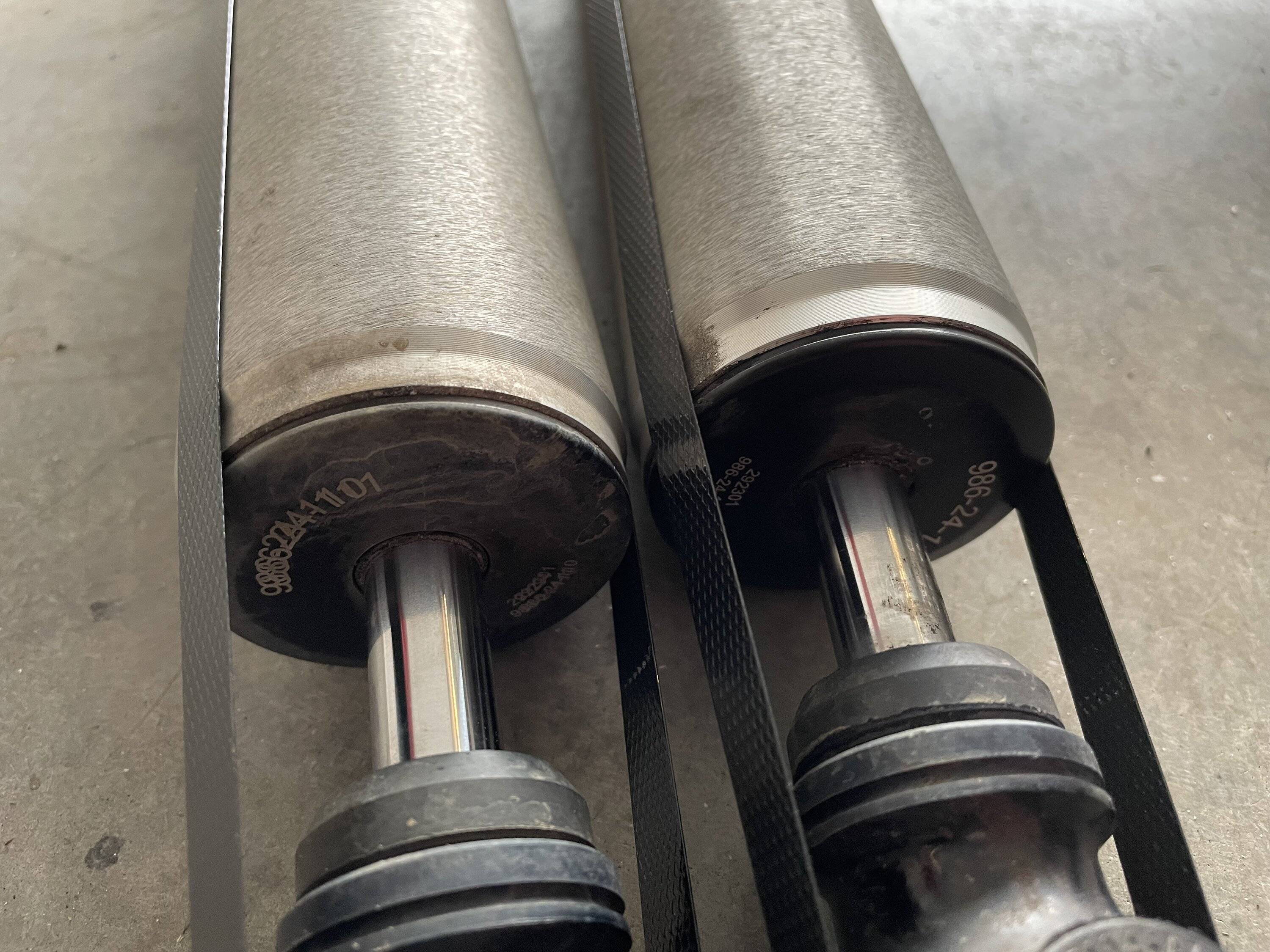 Jeep Gladiator MOPAR lift front shocks $FREE IMG_3178