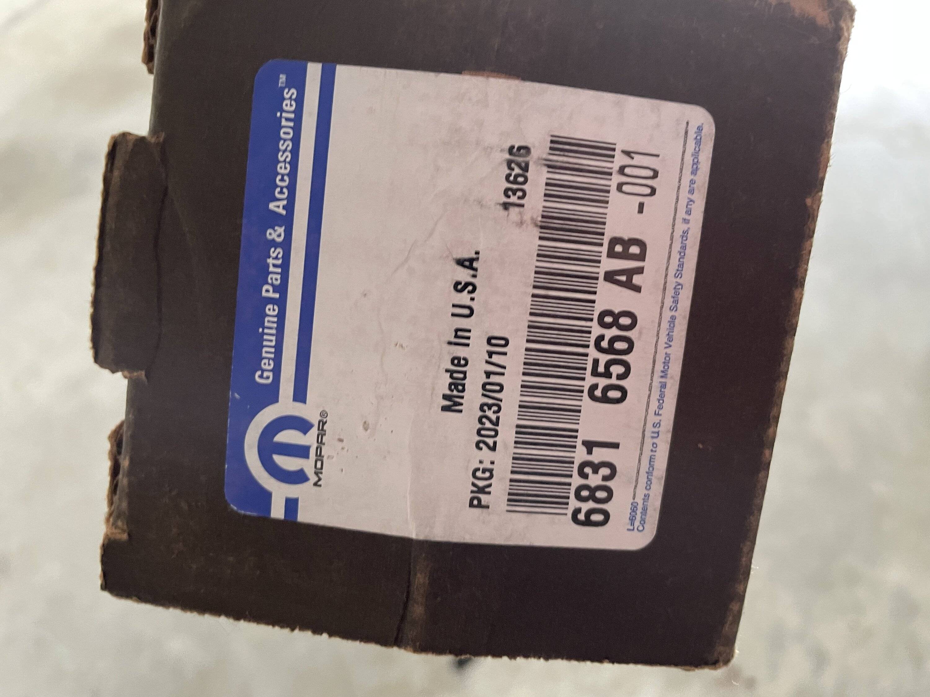 Jeep Gladiator MOPAR lift front shocks $FREE IMG_3173