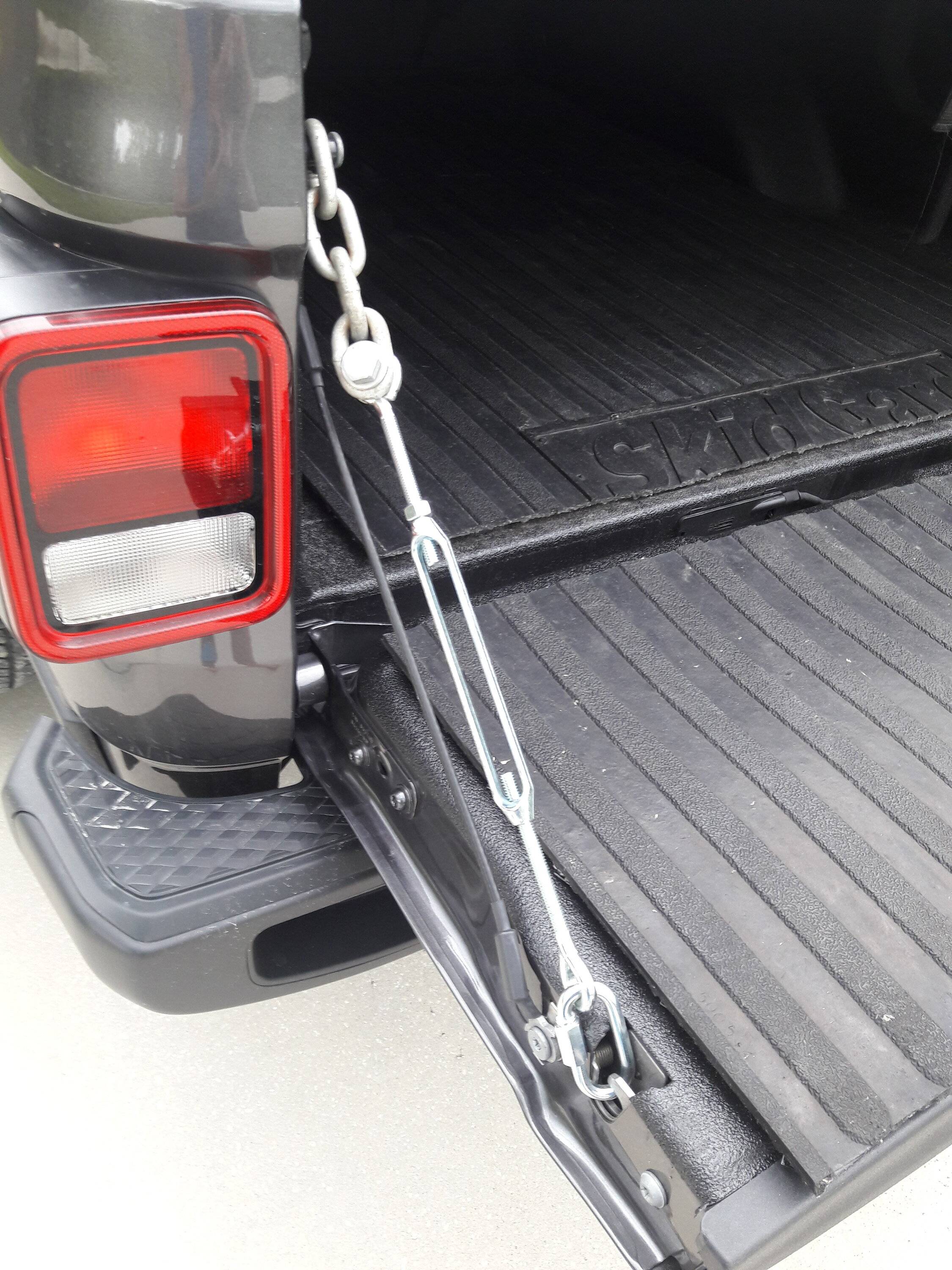 Jeep Gladiator Gateking Tailgate Adjuster? Tailgate brace