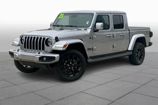 Jeep Gladiator 2024 Jeep Gladiator Refresh Caught in the Wild bf0dfa55d3c8fb5e3dad403f46a4c7f6