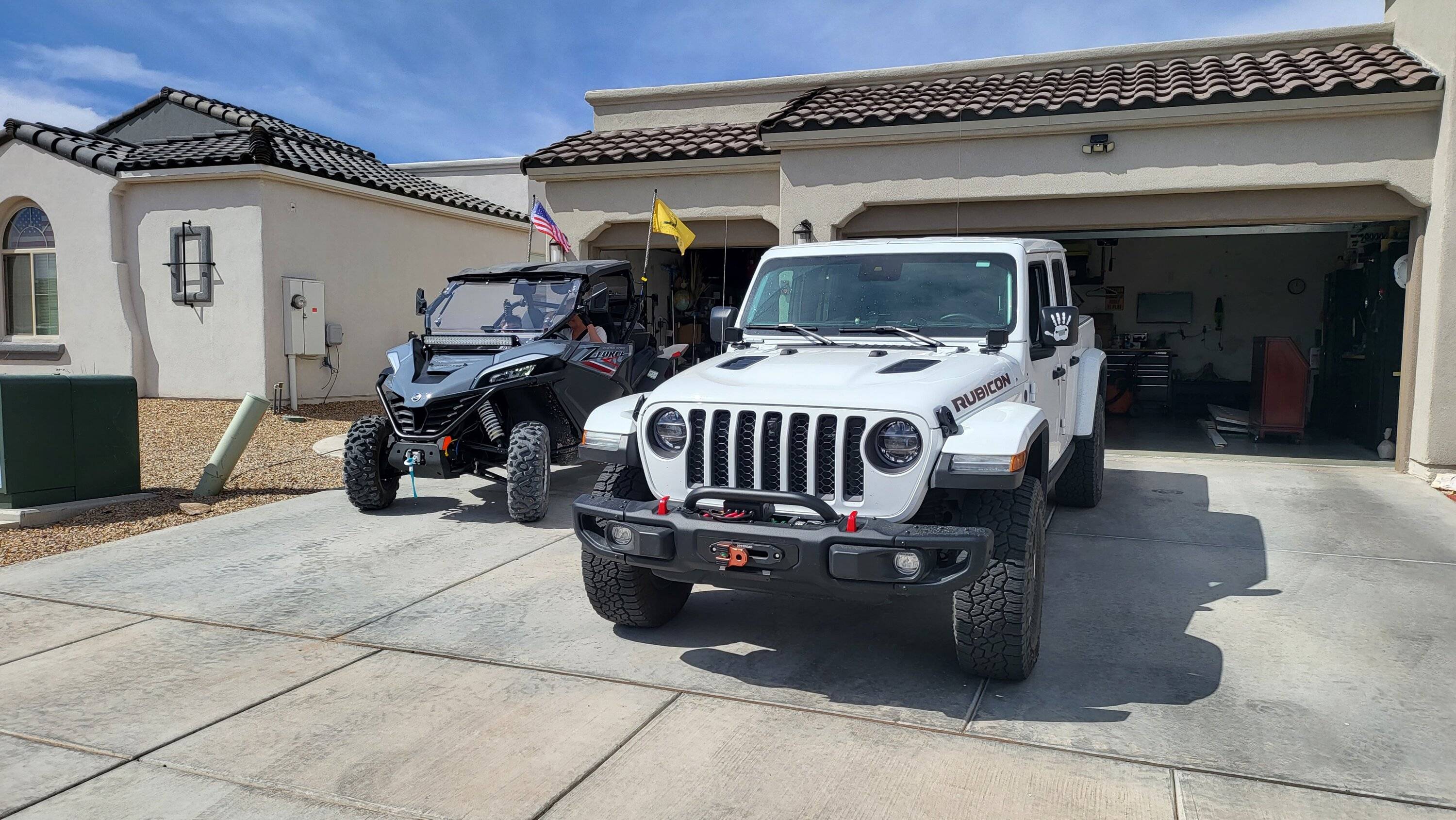 Jeep Gladiator Who here has a SxS? 20230313_120217